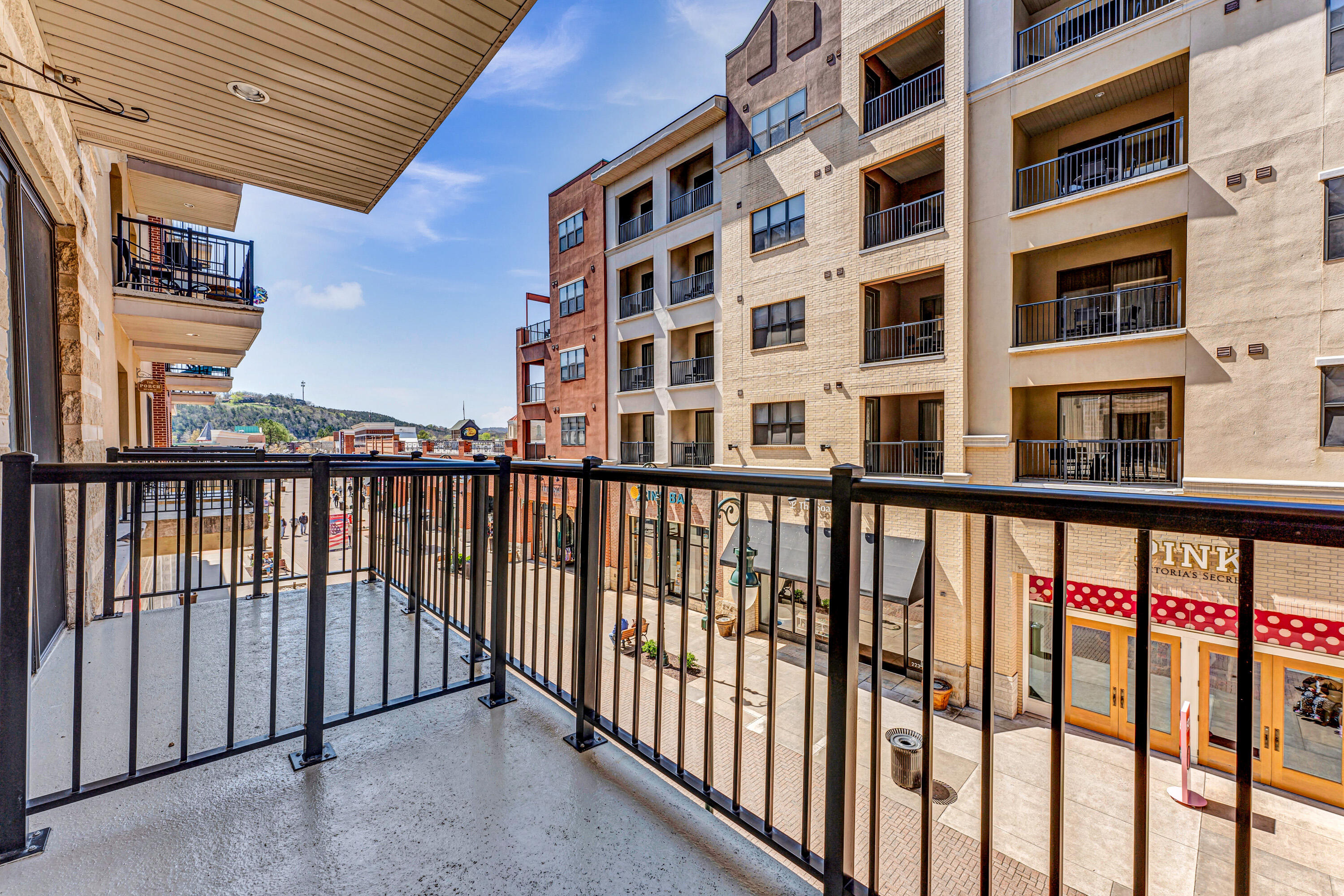 10210 Branson Landing Boulevard Property Photo 13