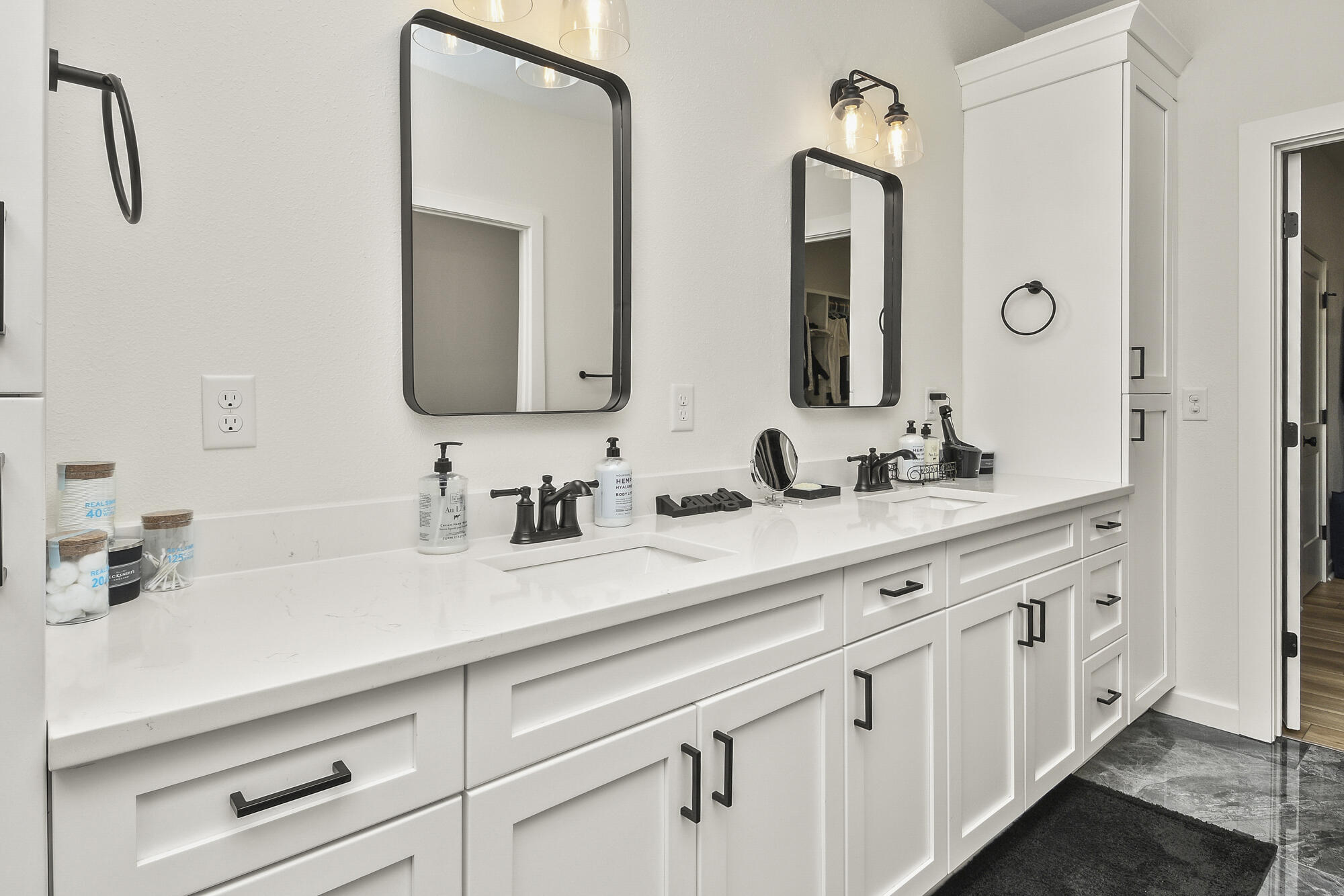 6038 South Maryland Avenue Property Photo 27