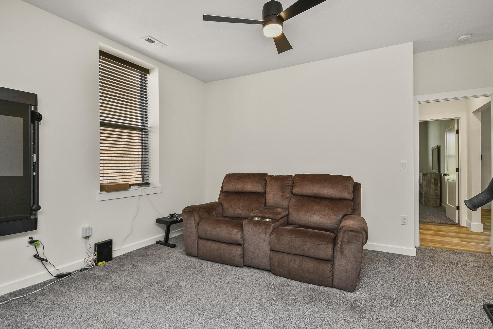6038 South Maryland Avenue Property Photo 56
