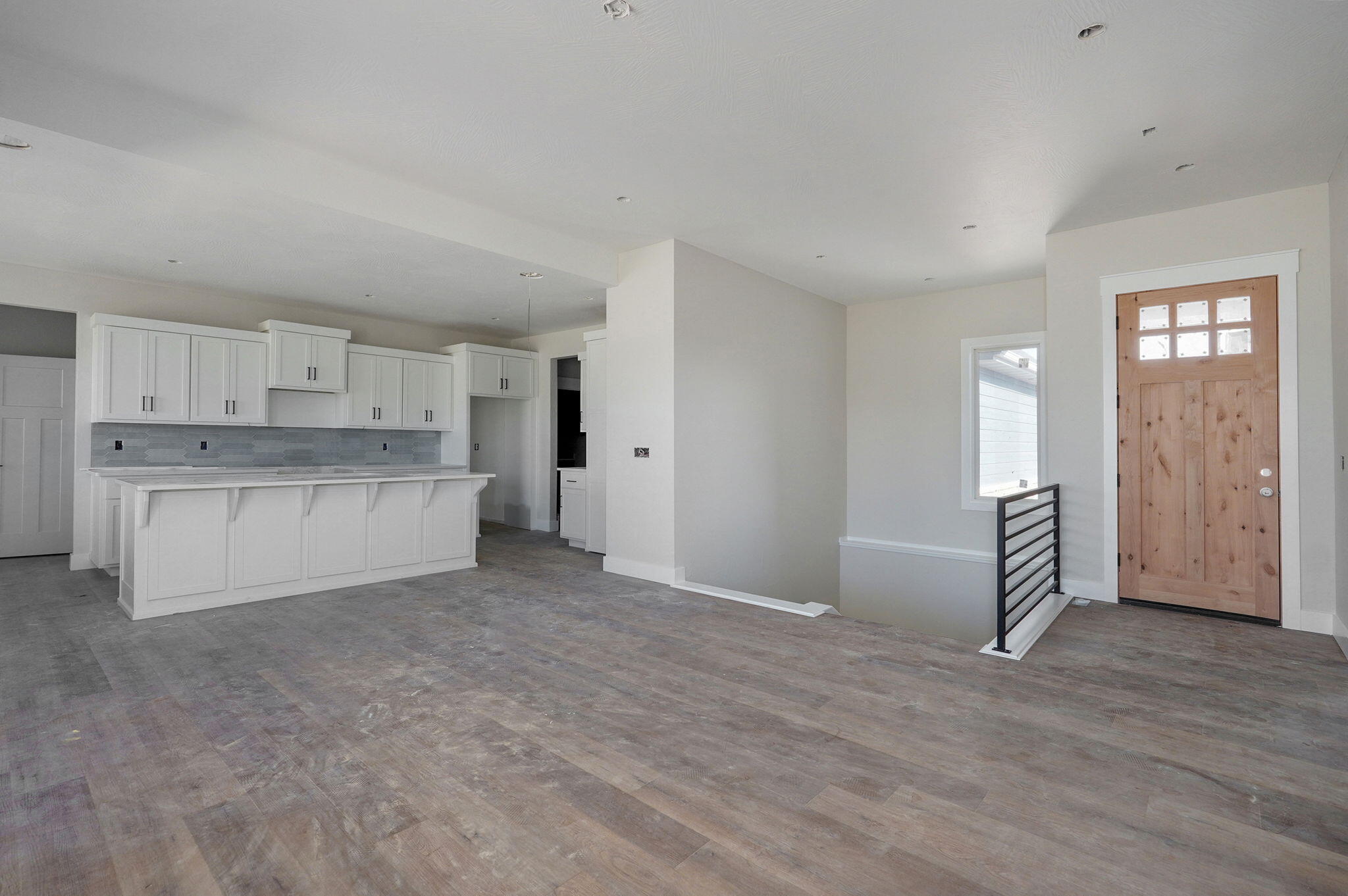 2913 West Edward Street Property Photo 3