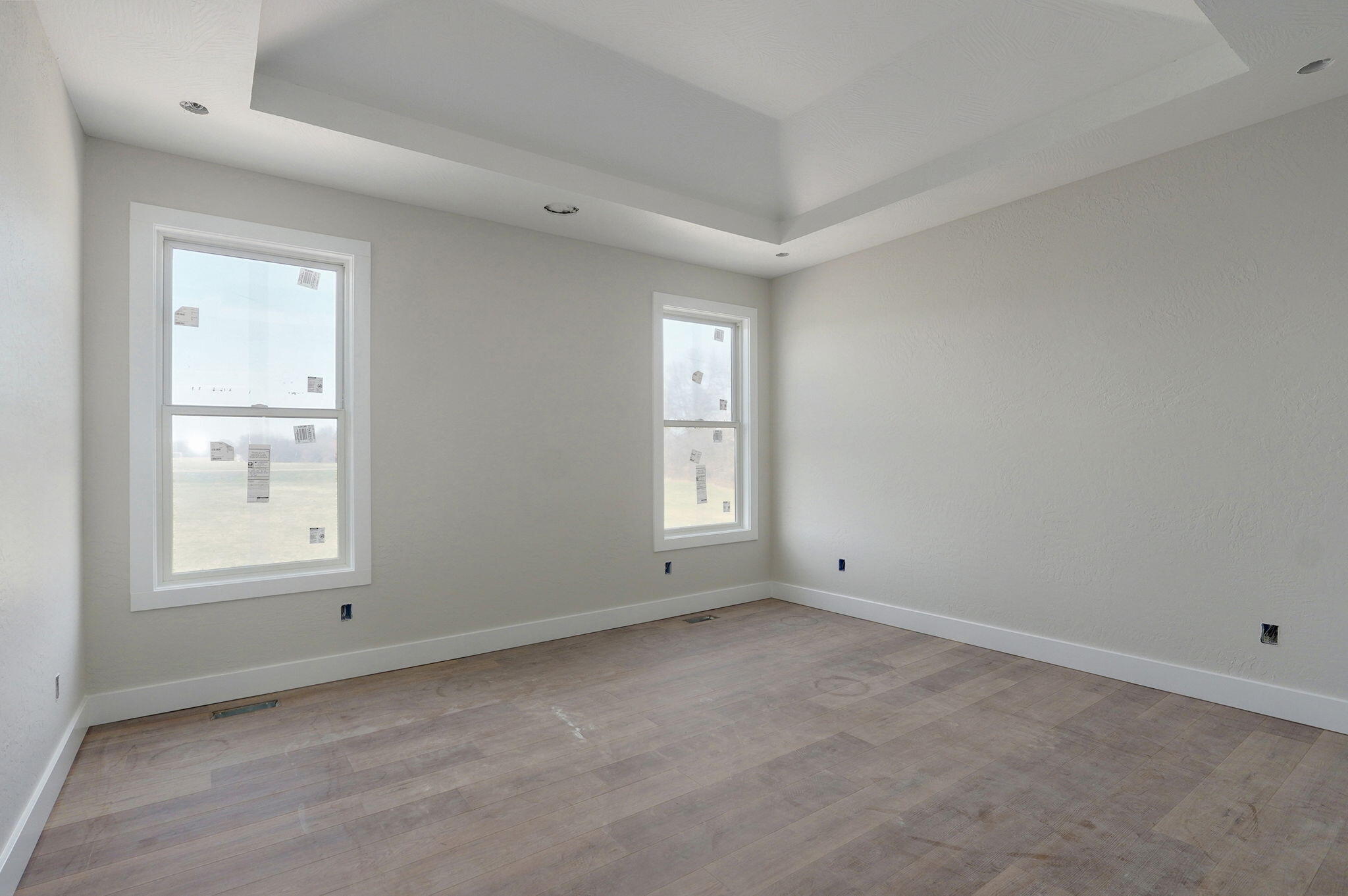 2913 West Edward Street Property Photo 9