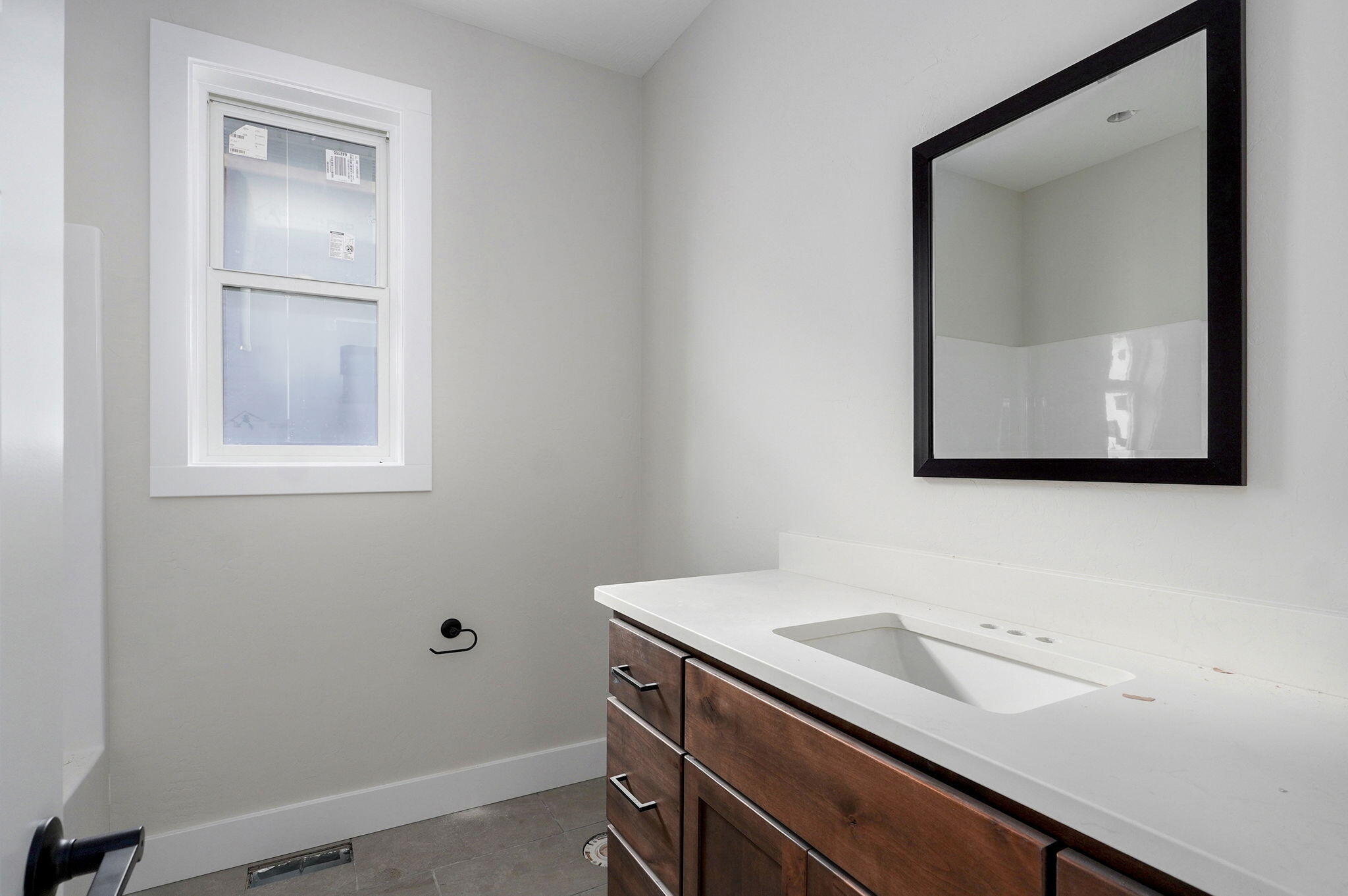 2913 West Edward Street Property Photo 13