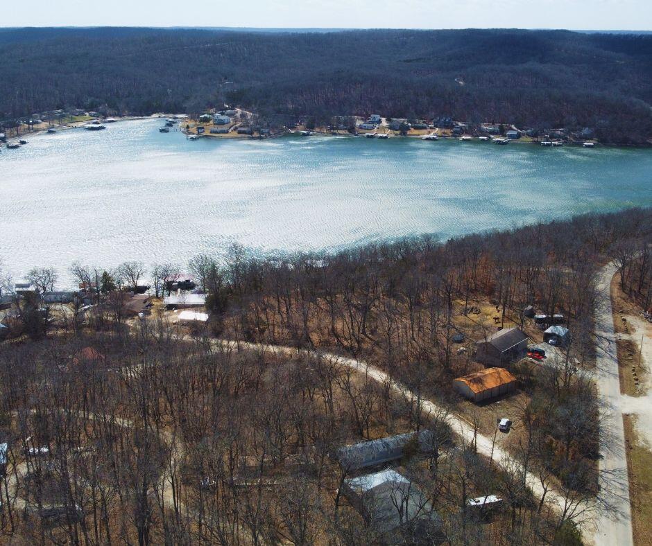 31 Walleye Point Drive Property Photo 2