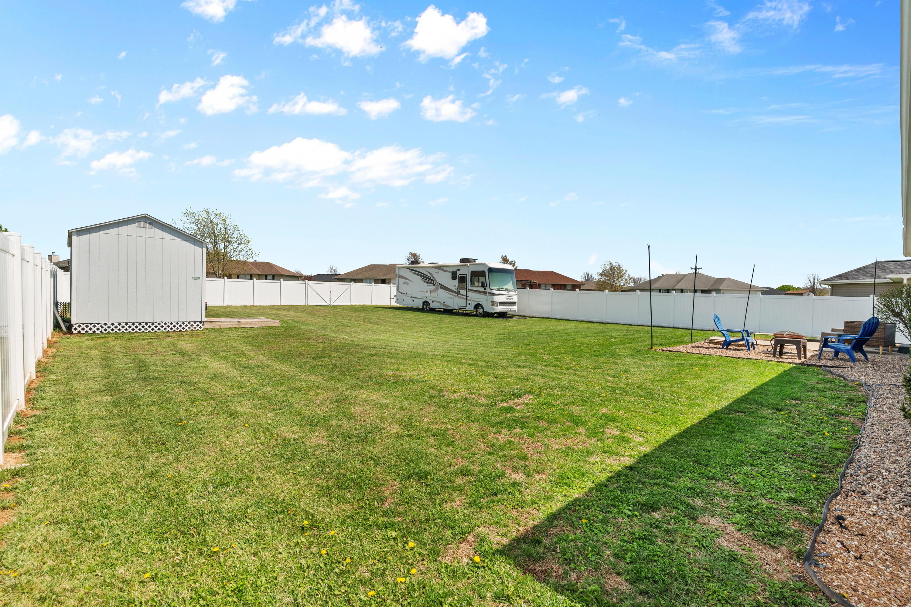 715 Woodlawn Street Property Photo 29