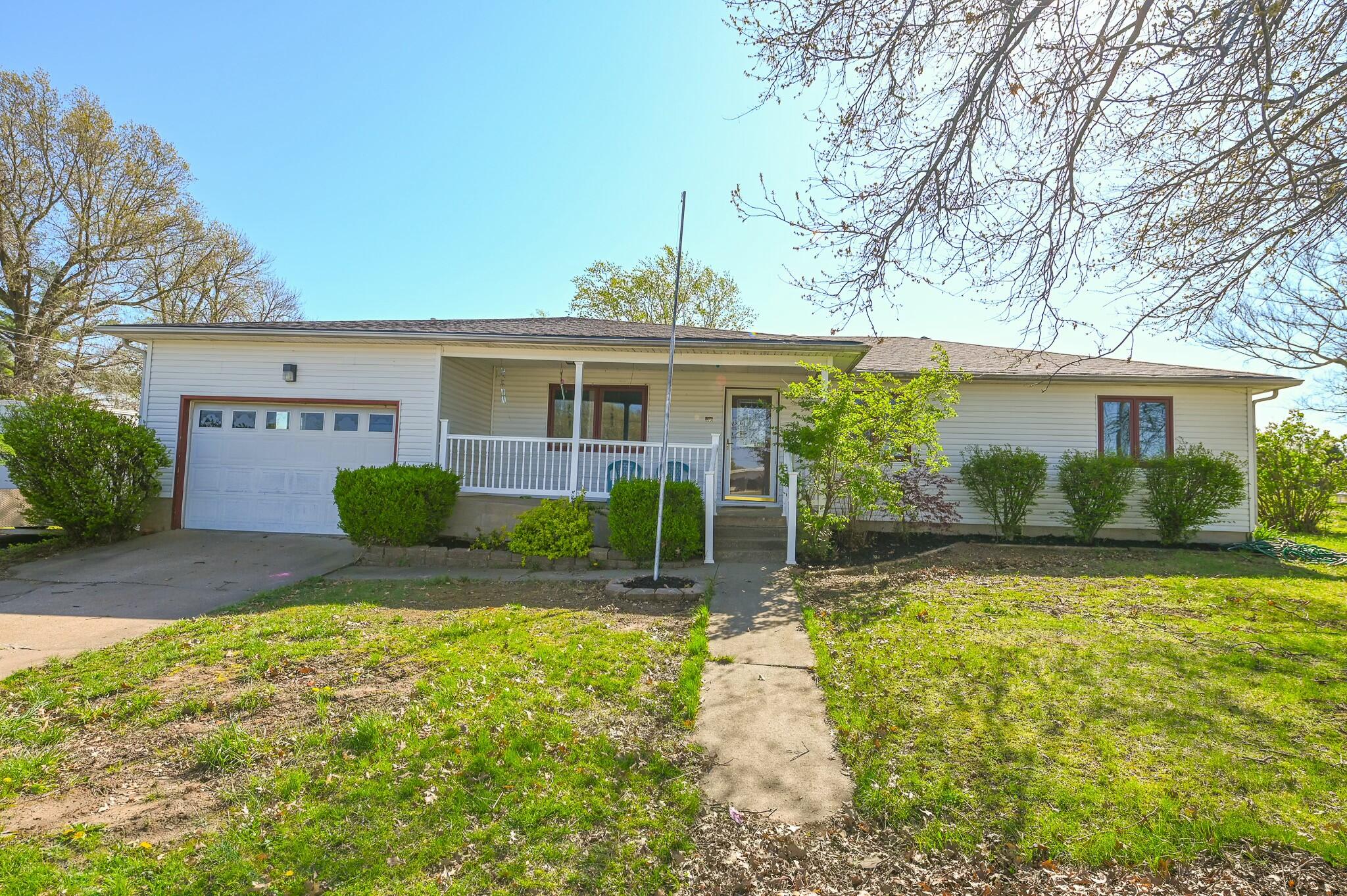 1316 Glenwood Place Property Photo