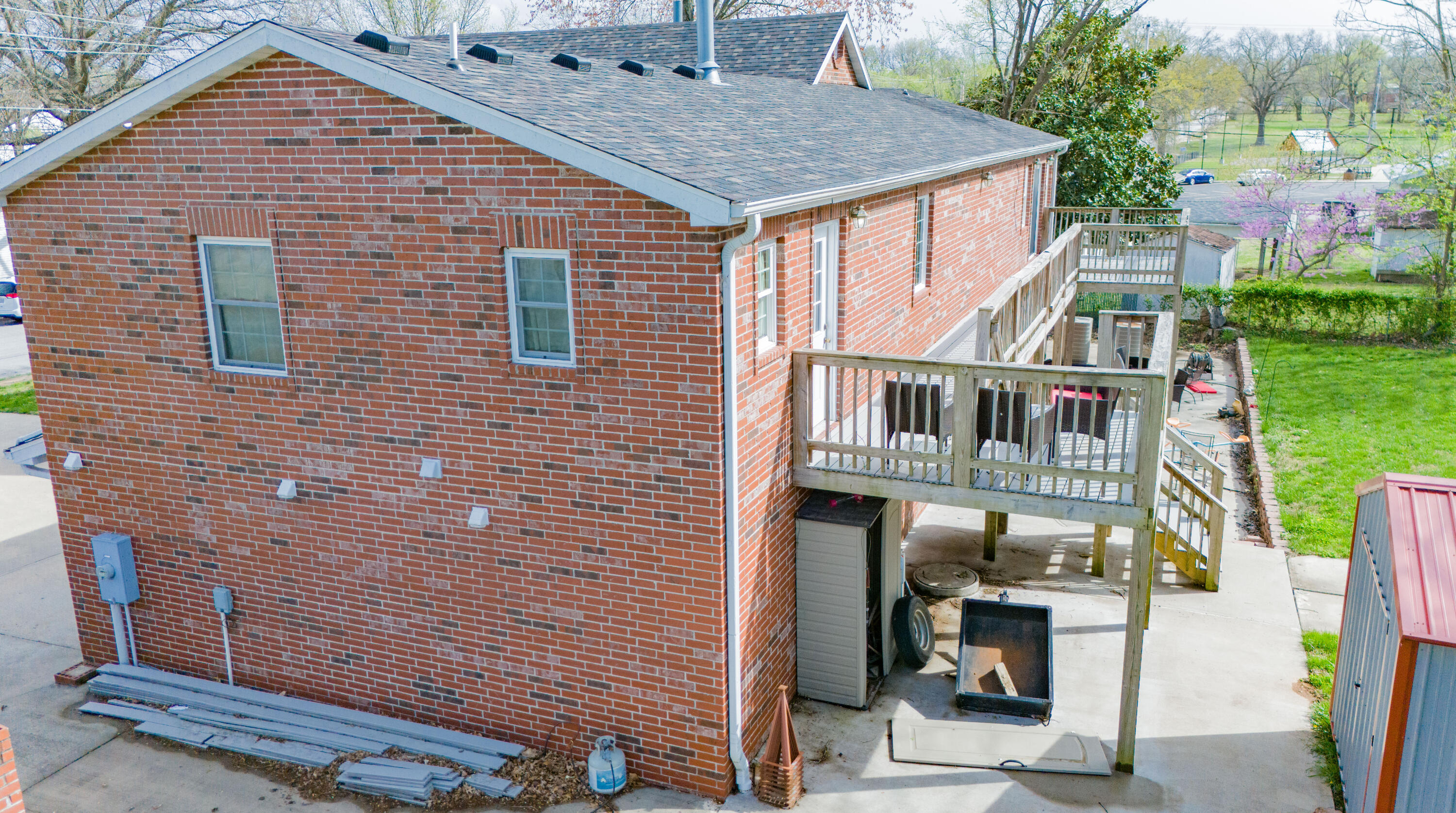 201 South Clark Avenue Property Photo 51