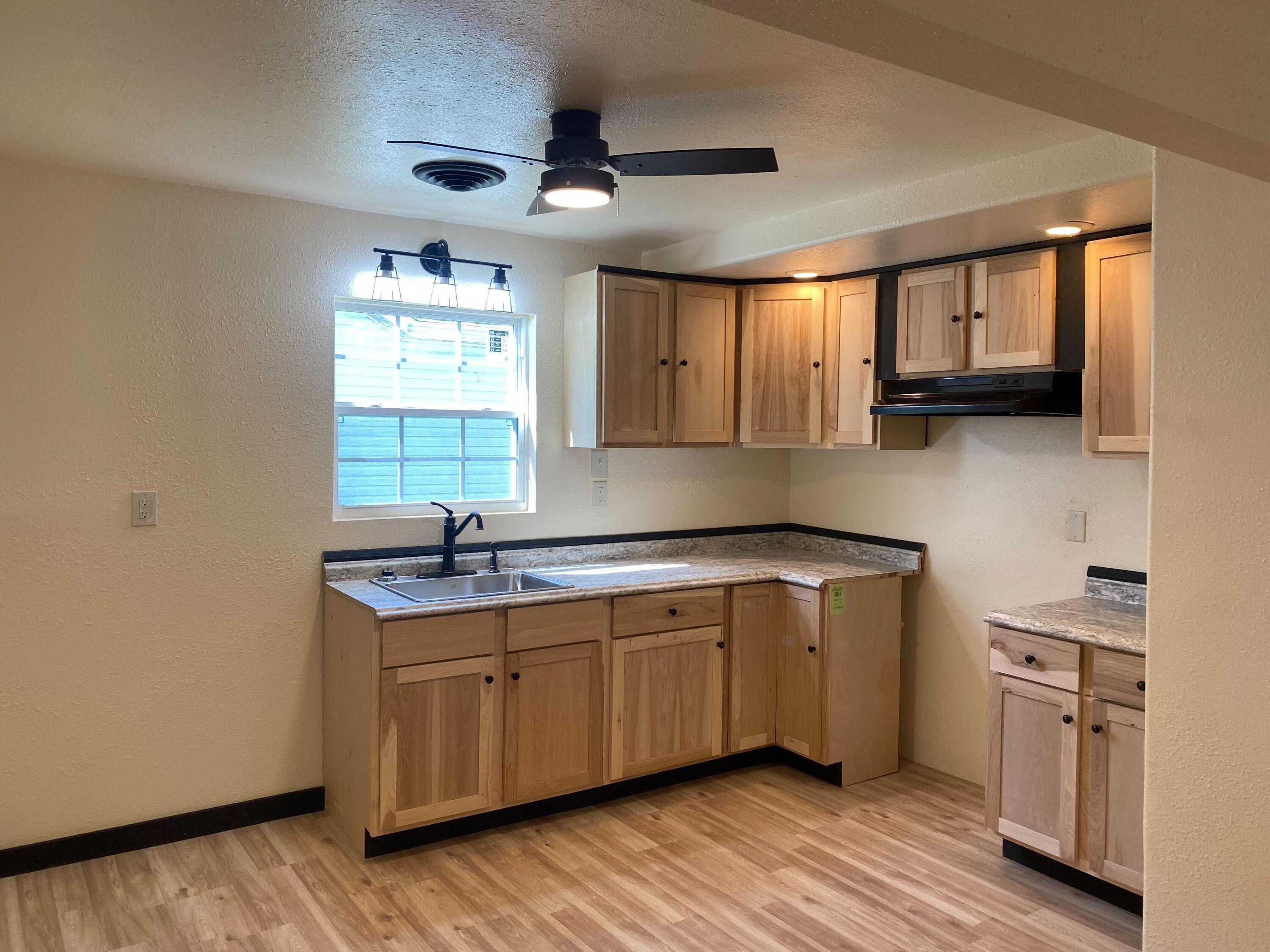 821 Roosevelt Avenue Property Photo 10