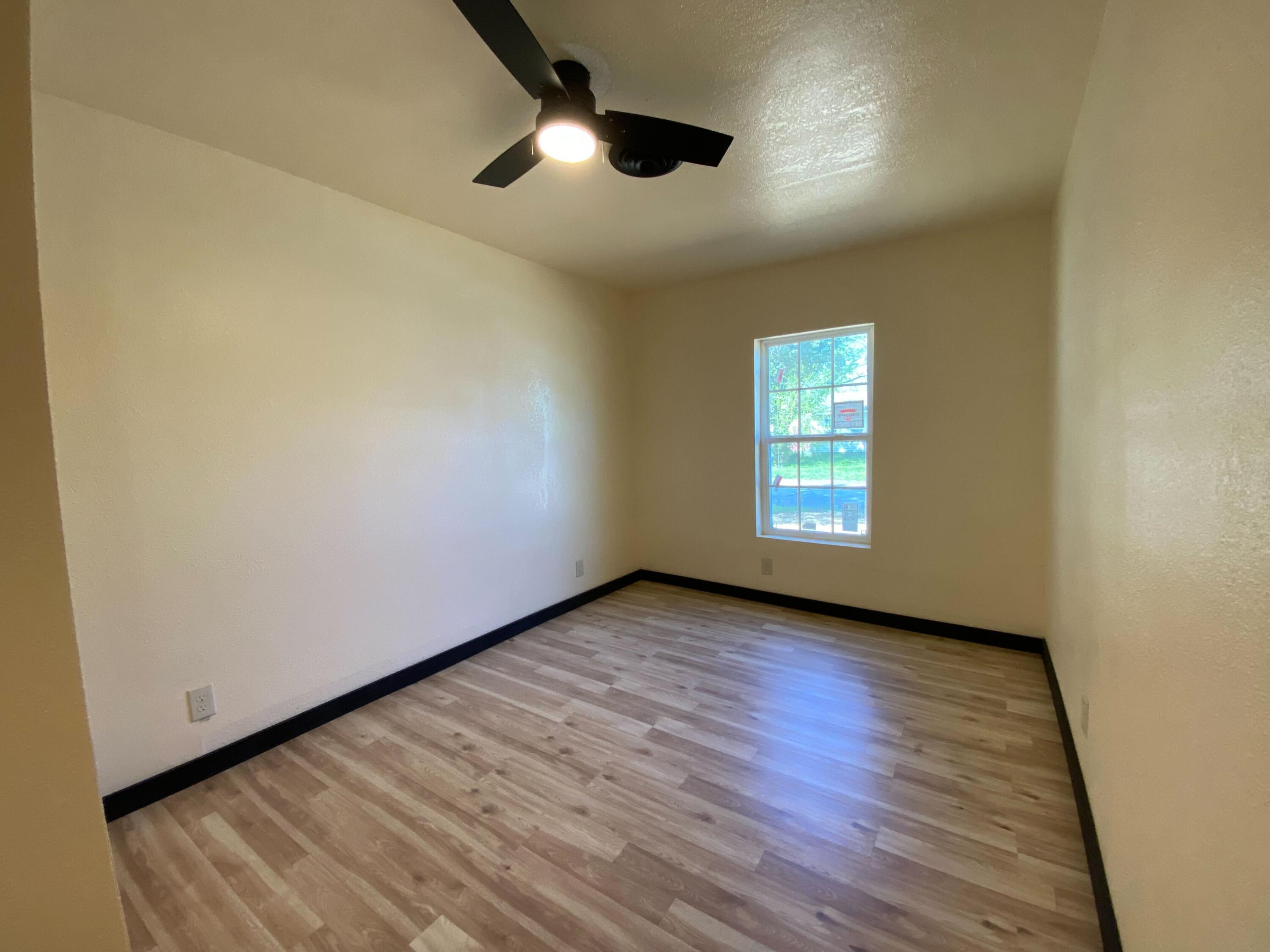 821 Roosevelt Avenue Property Photo 14