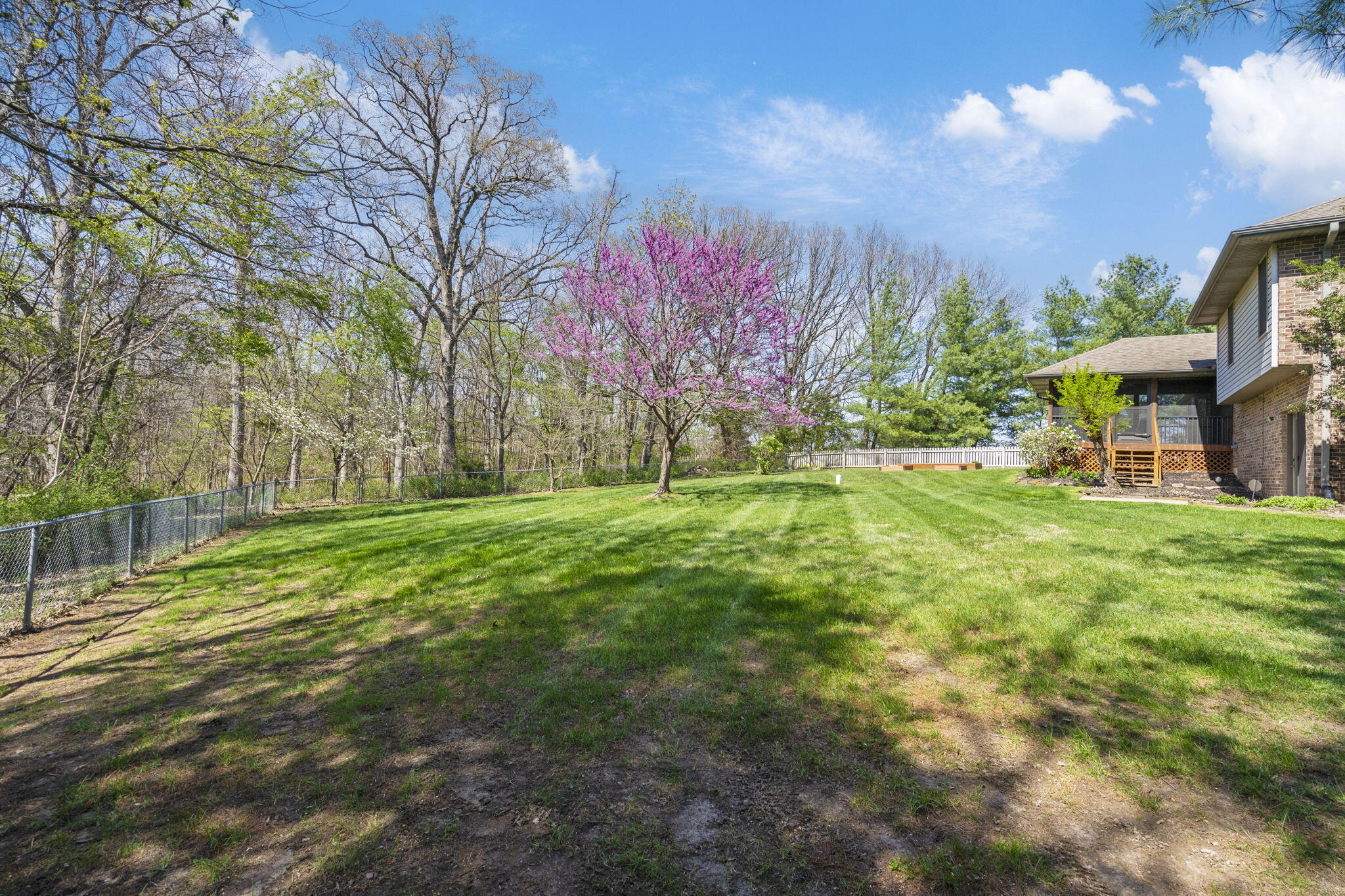 745 North Hilltop Court Property Photo 27
