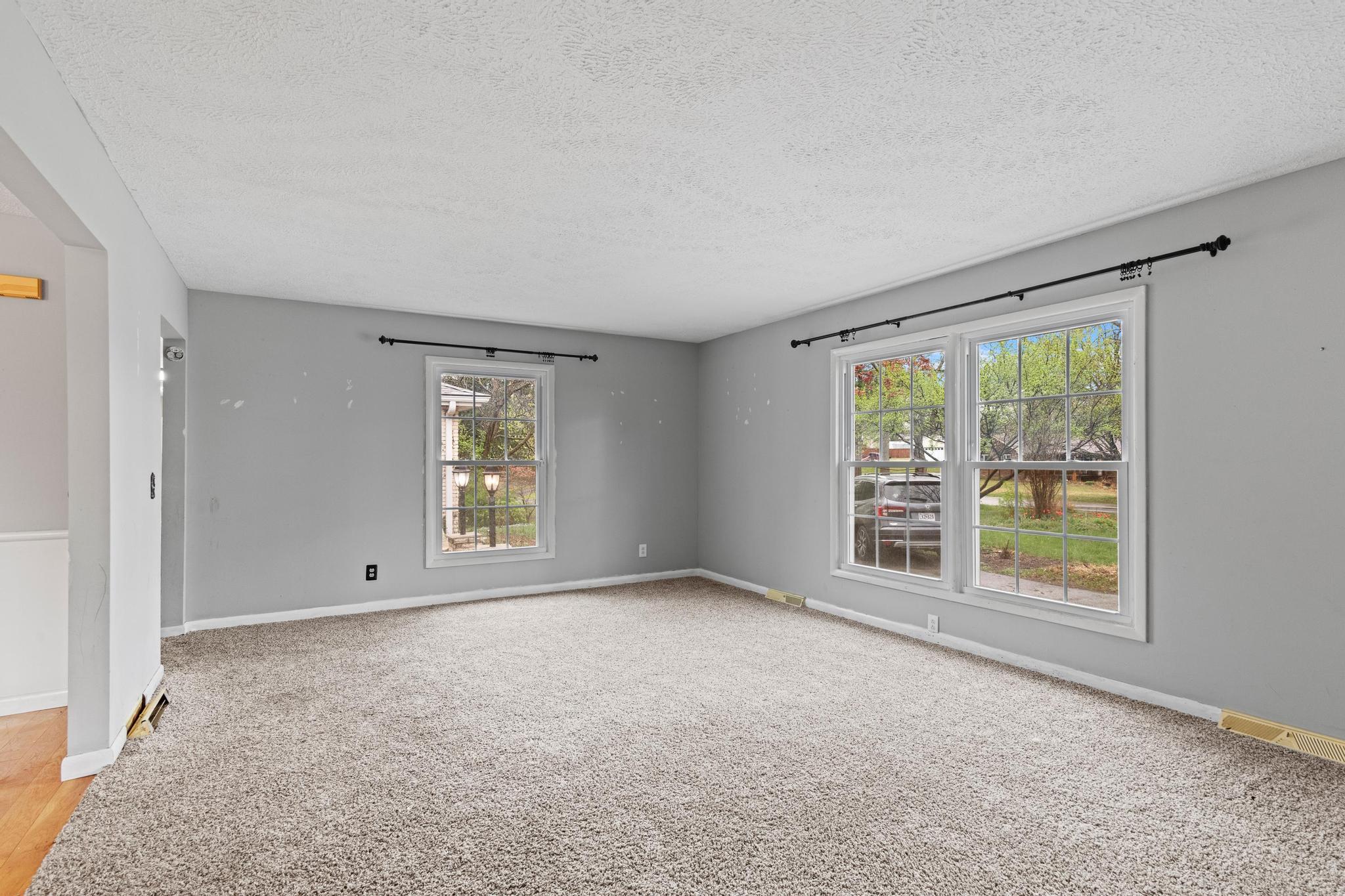 5923 South Hilltop Drive Property Photo 23