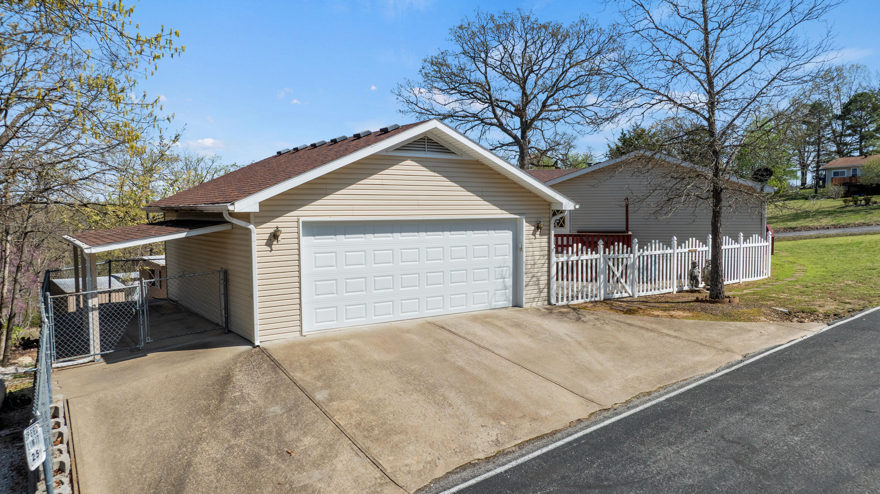 26929 Cordwood Ridge Drive Property Photo 3