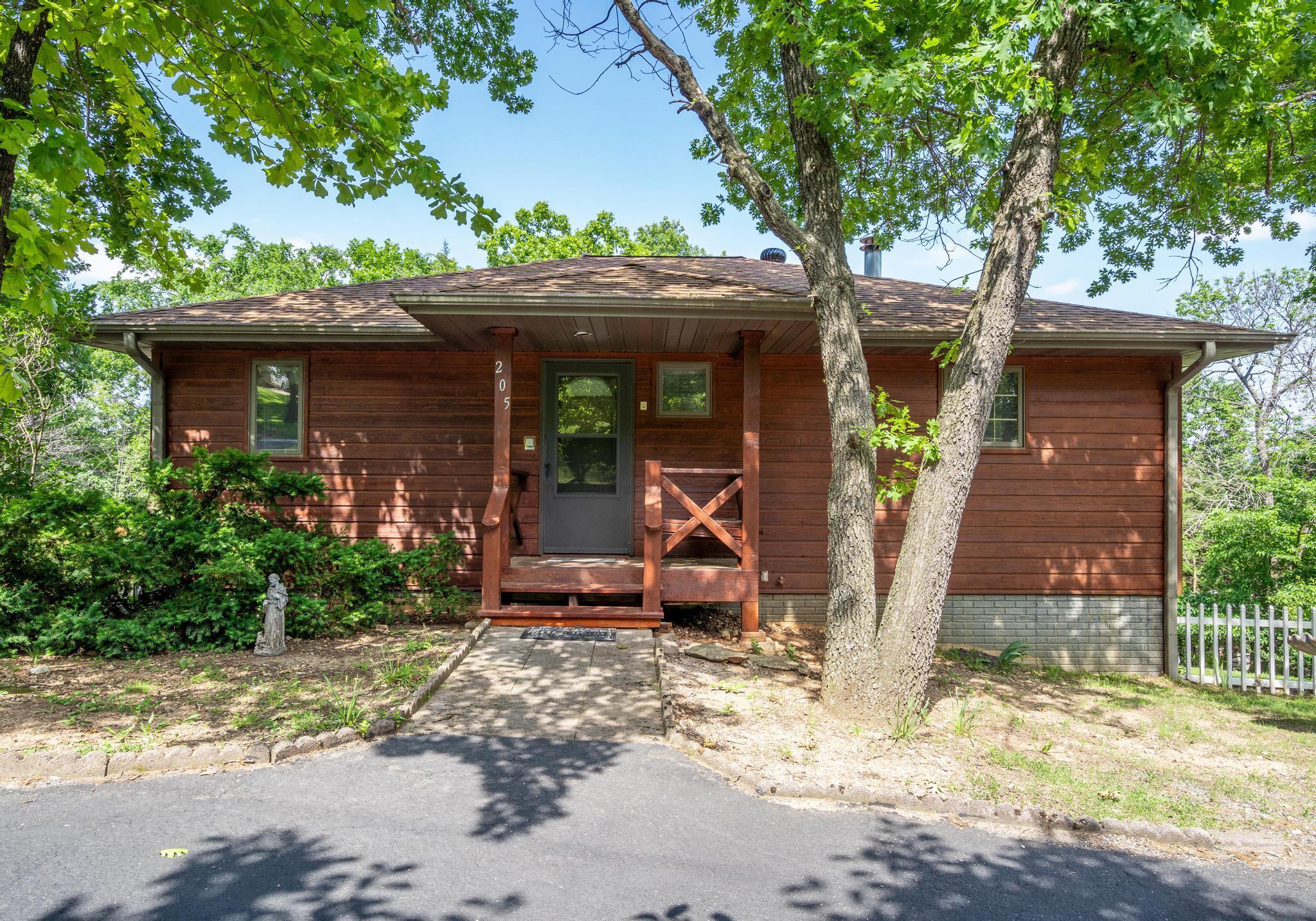 205 Forest Lane Property Photo 6