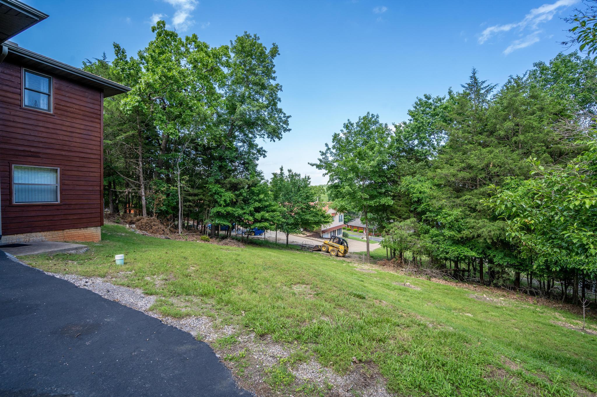 205 Forest Lane Property Photo 32