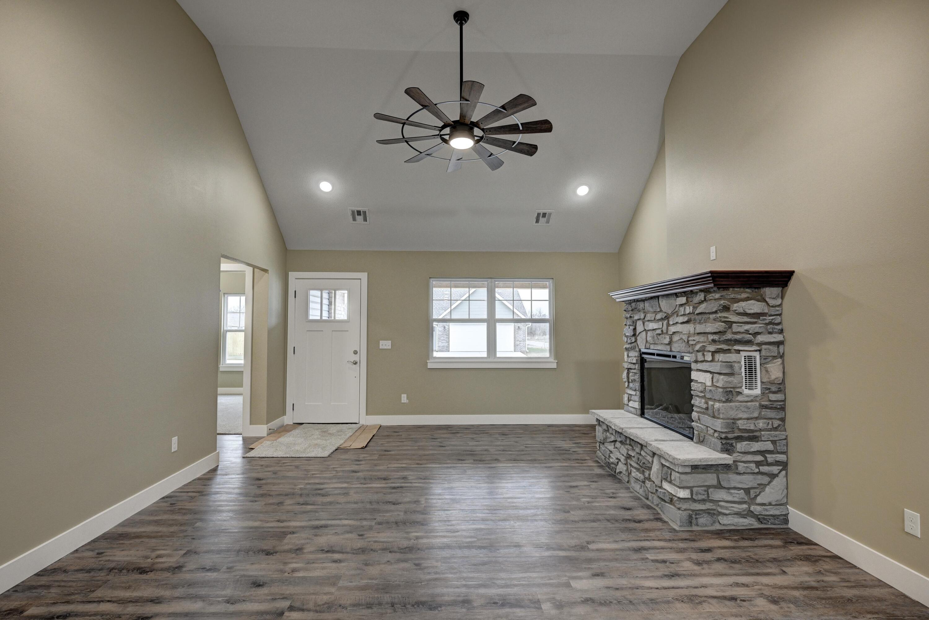 17911 Kirksville Road Property Photo 3