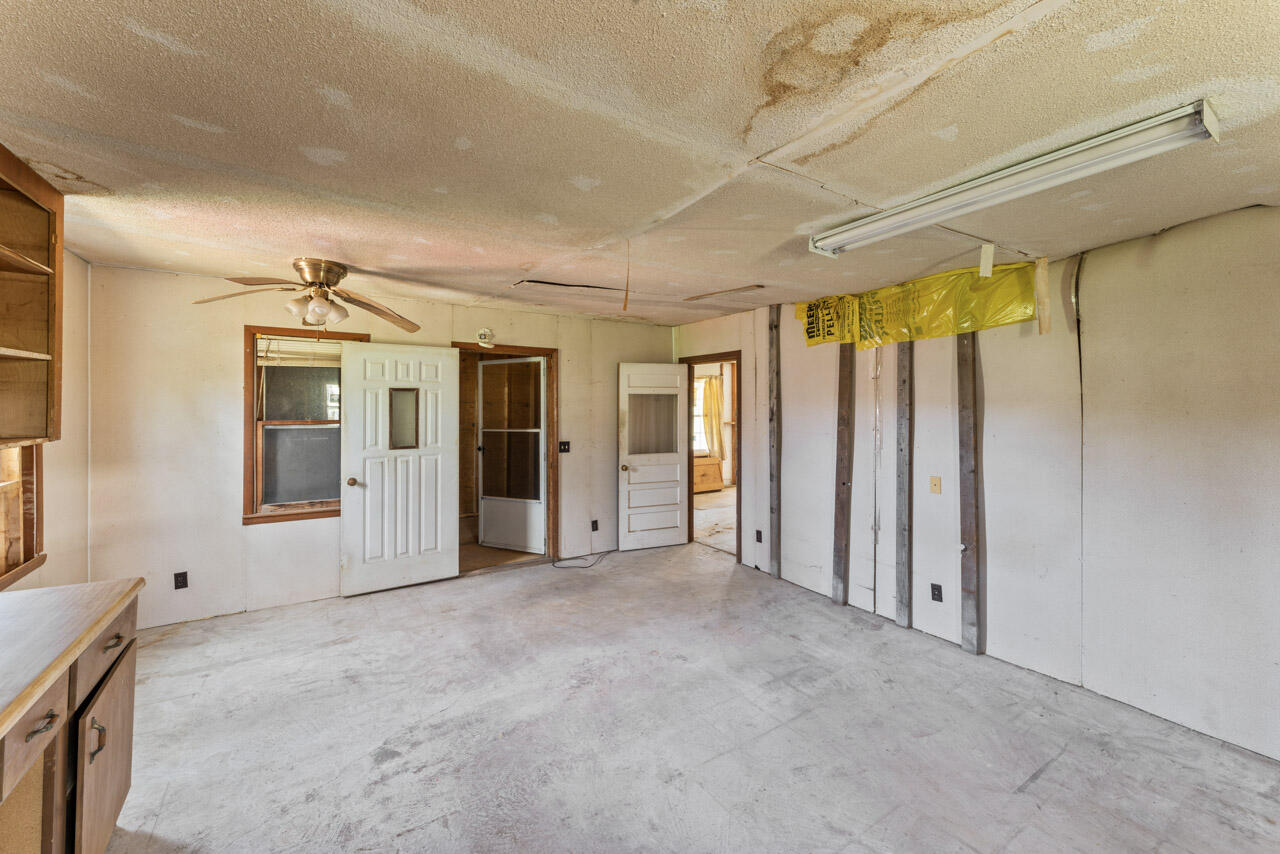 175 Ivey Street Property Photo 6