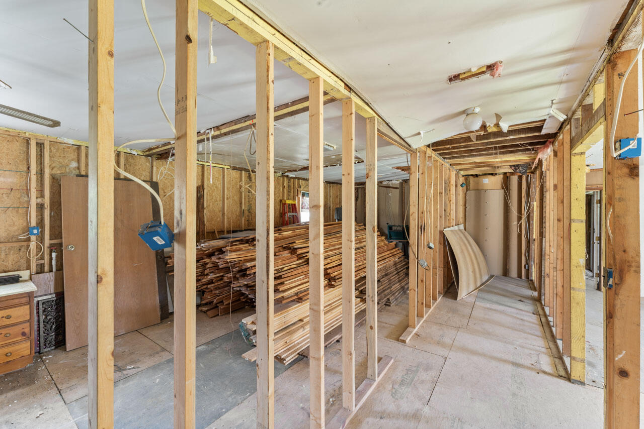 175 Ivey Street Property Photo 8