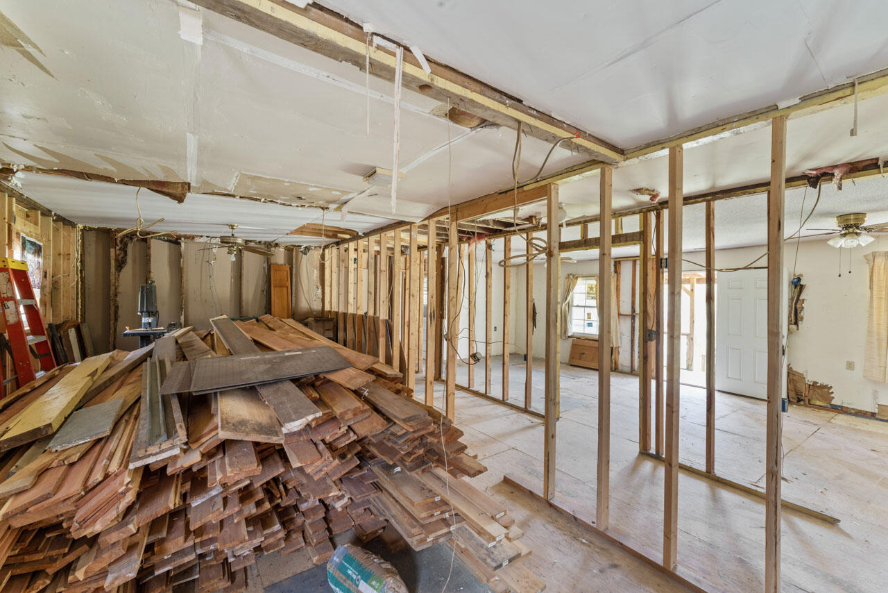 175 Ivey Street Property Photo 9