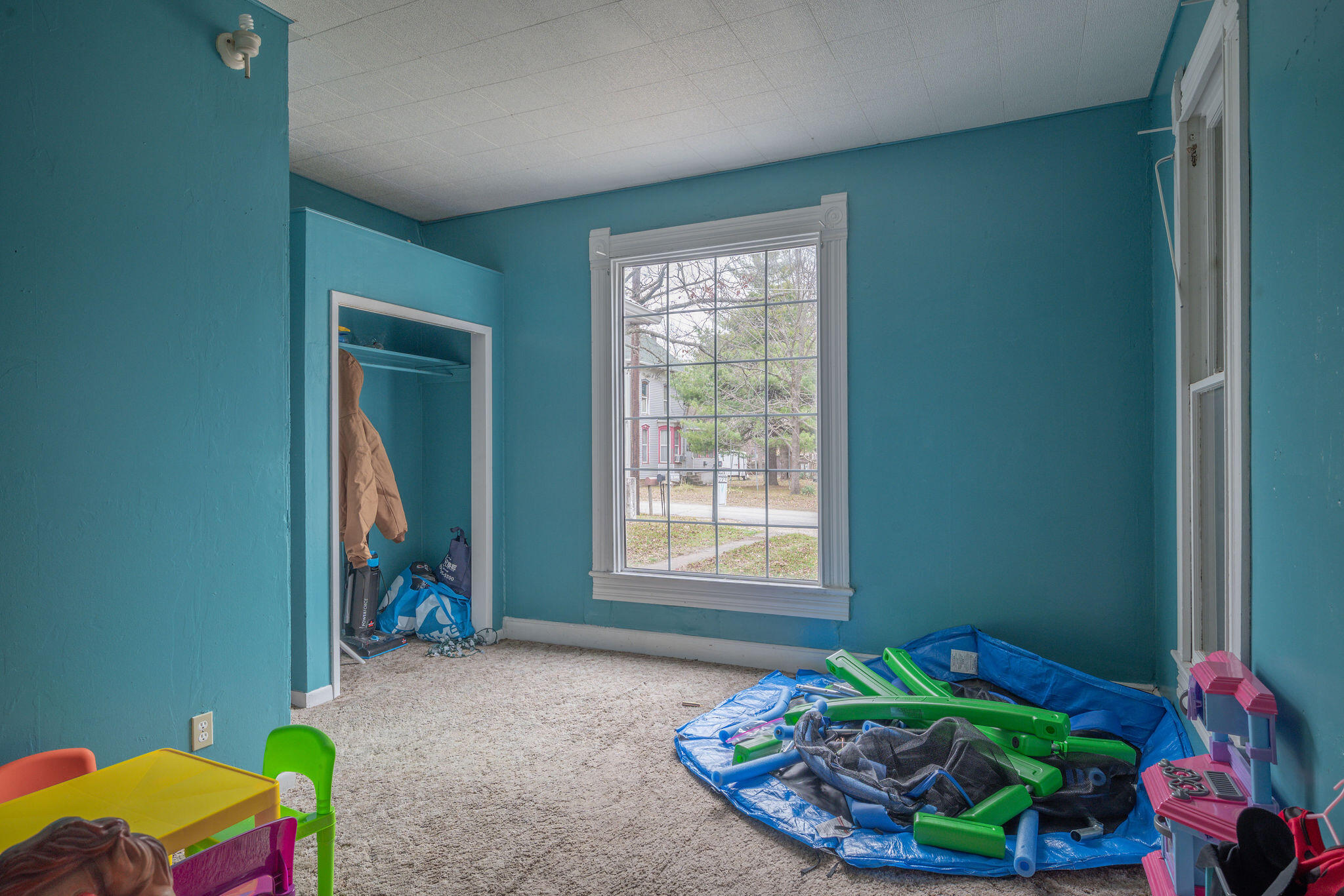 146 East Blow Street Property Photo 8