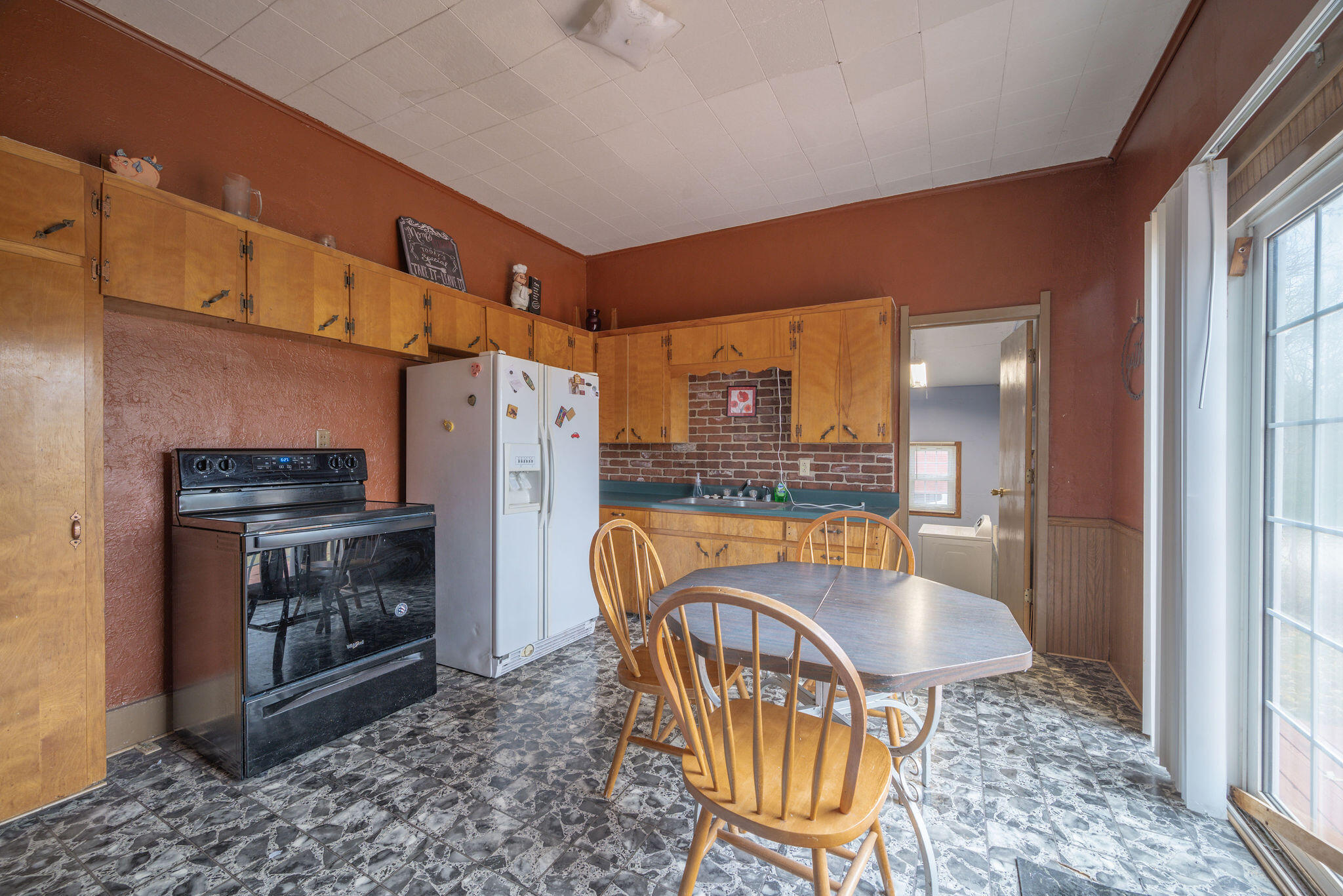 146 East Blow Street Property Photo 12