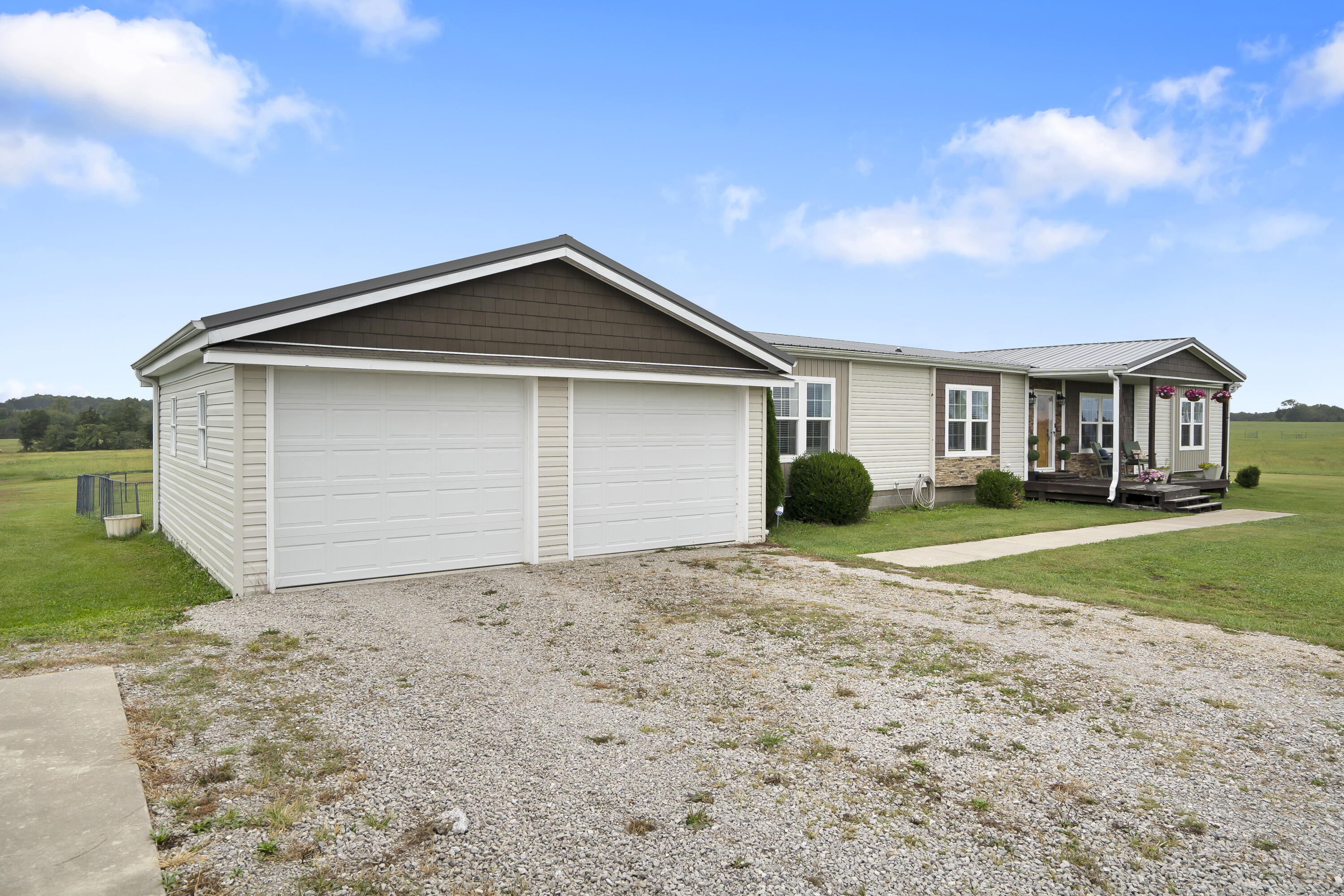 15150 Hwy Zz Property Photo 4
