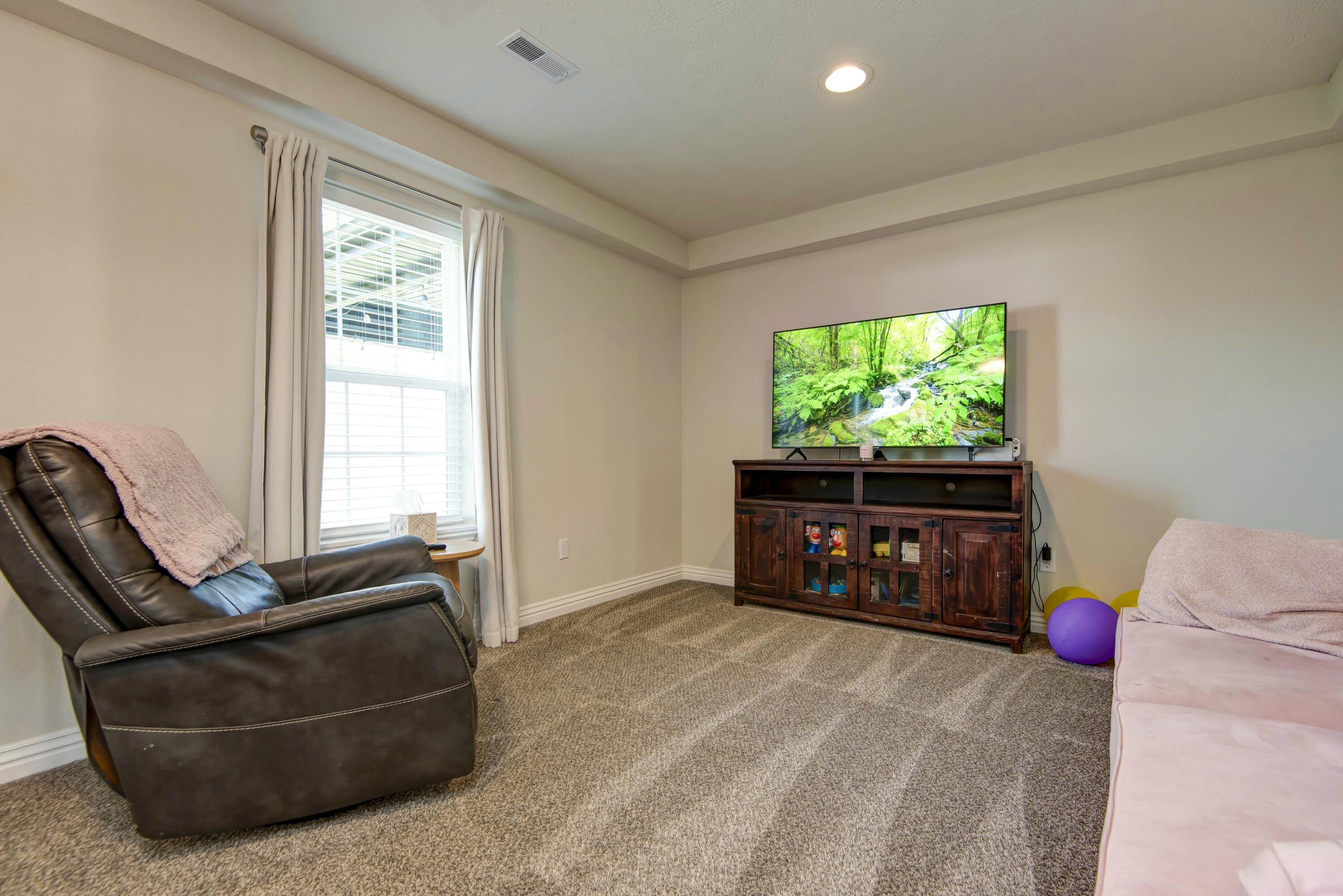 91 Logan Hill Drive Property Photo 25