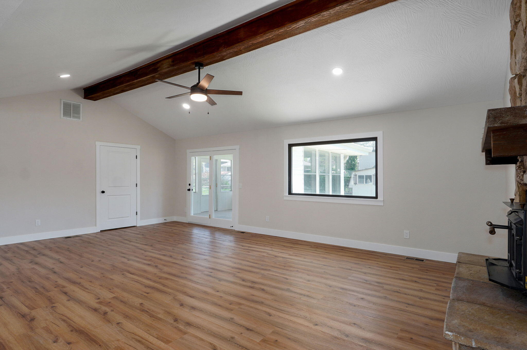 2558 West Village Lane Property Photo 23