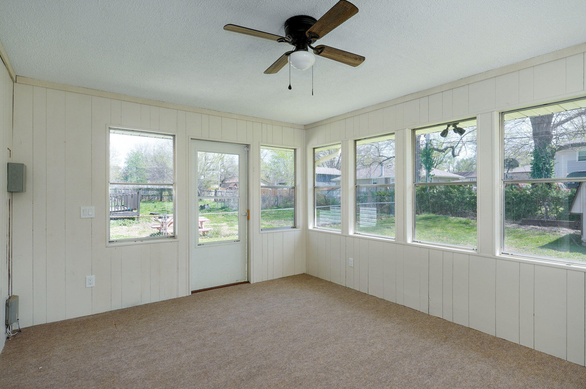 2558 West Village Lane Property Photo 27