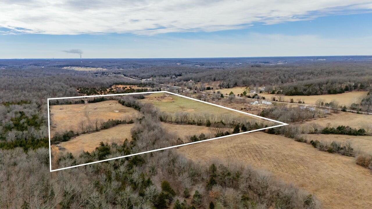 003 Highway H Property Photo 1