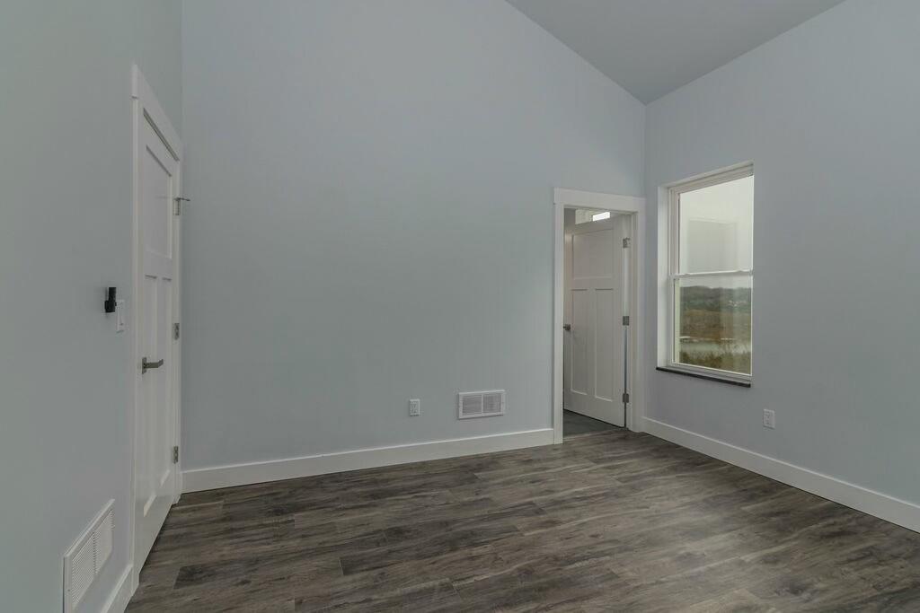 615 Fairsight Road Property Photo 14