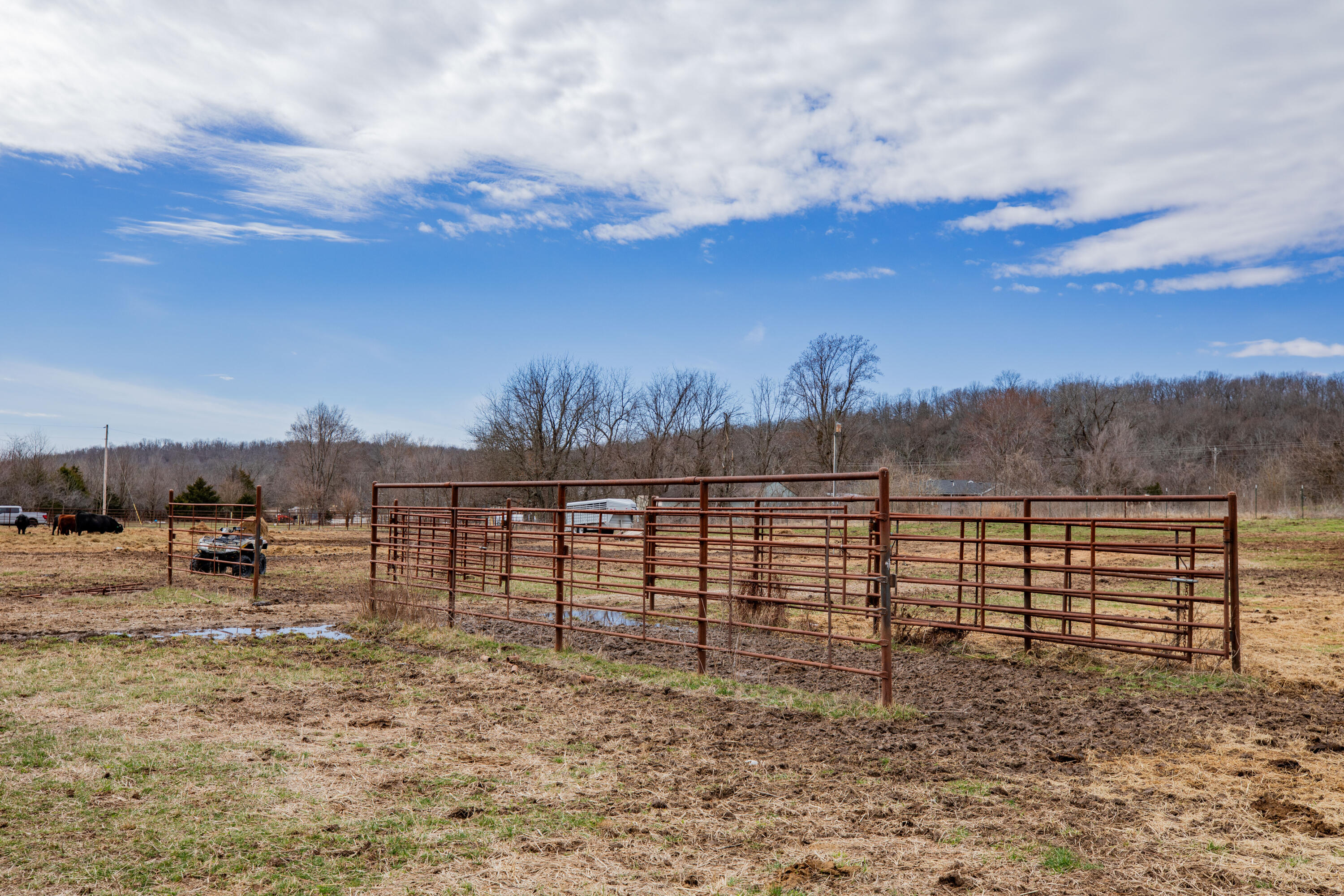 001 Highway H Property Photo 2