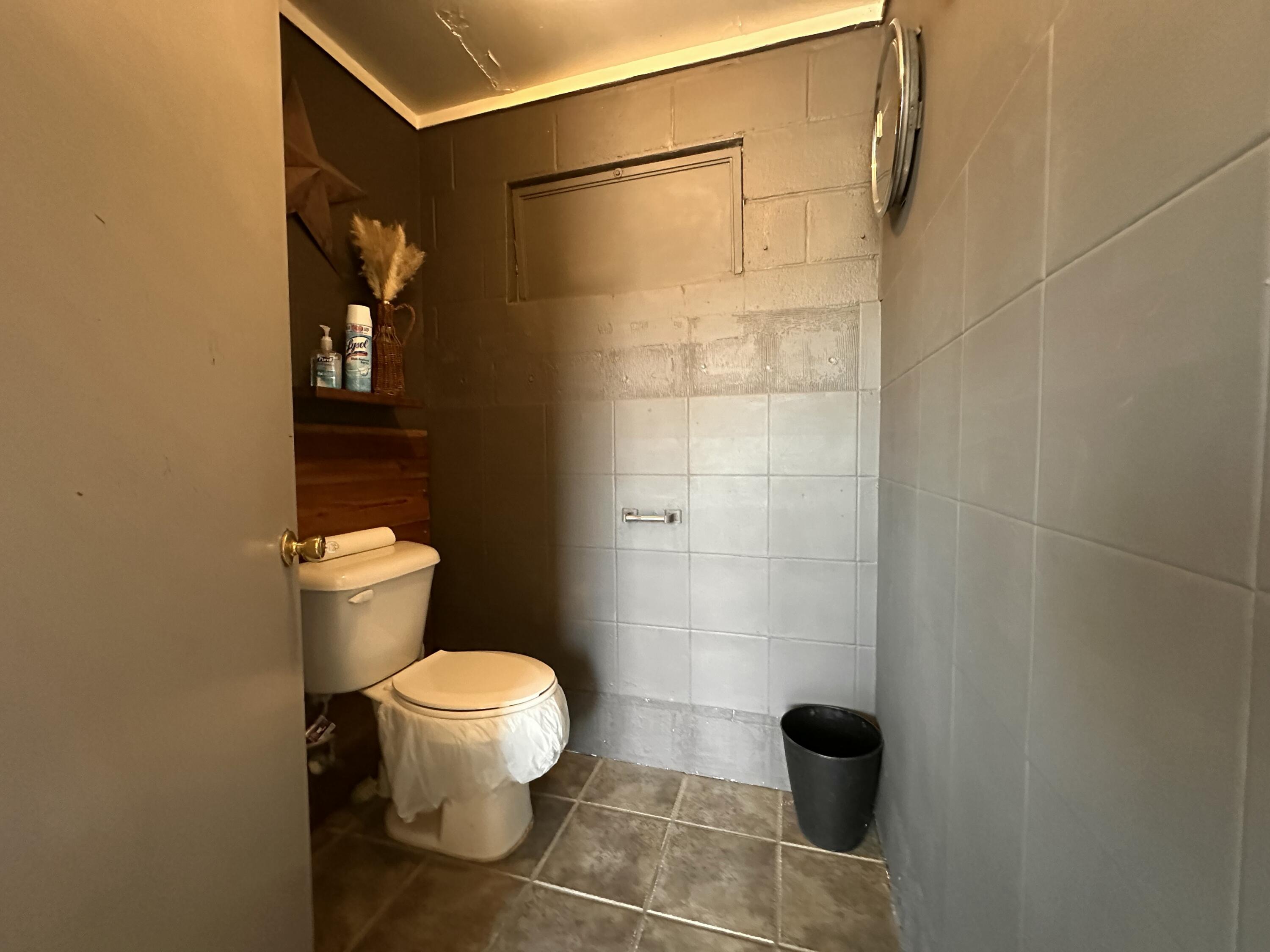 119 West 54 Highway Property Photo 13
