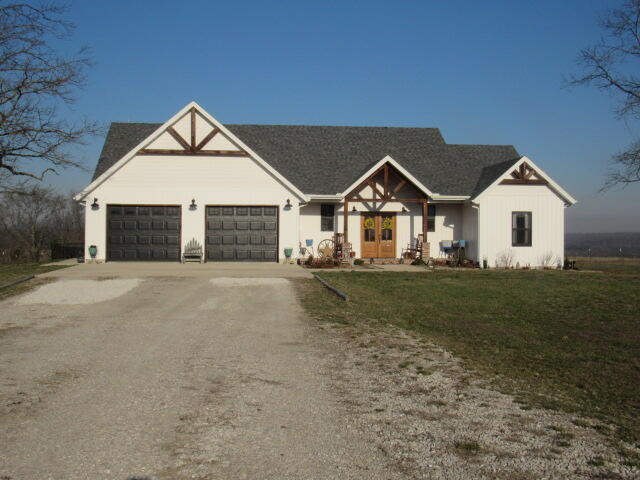2799 Sparks Road Property Photo 1