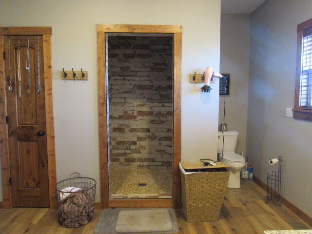2799 Sparks Road Property Photo 26