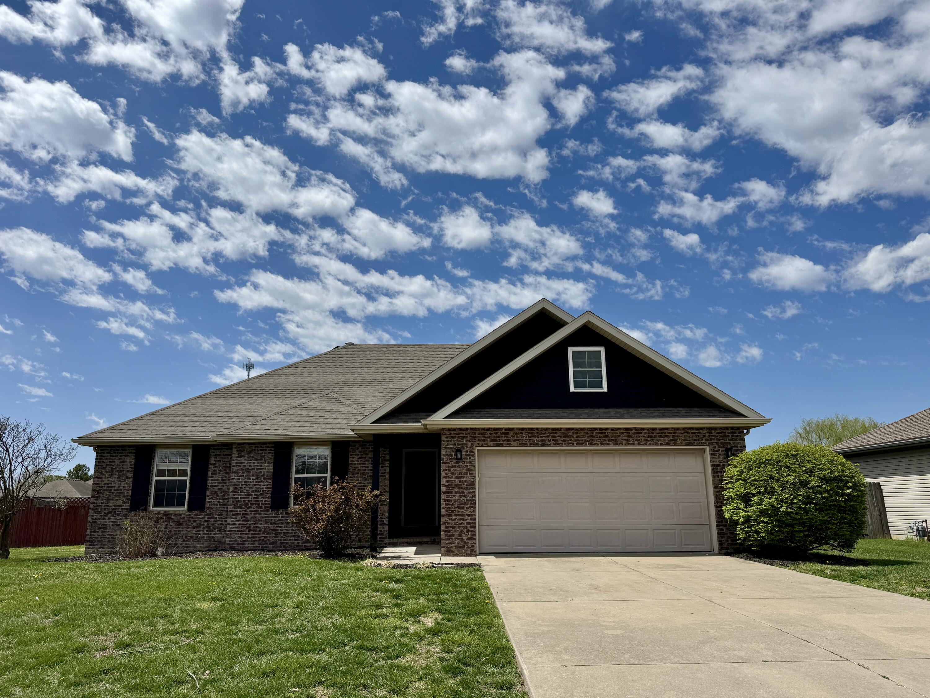 523 Loblolly Avenue Property Photo