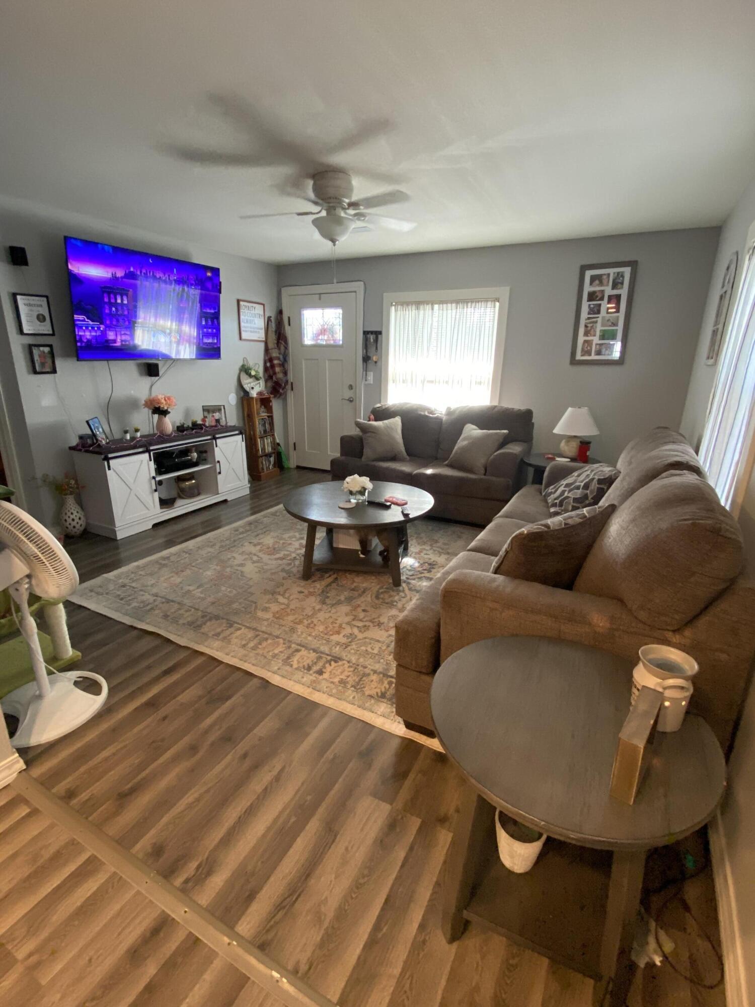 824 N Utah Property Photo 3
