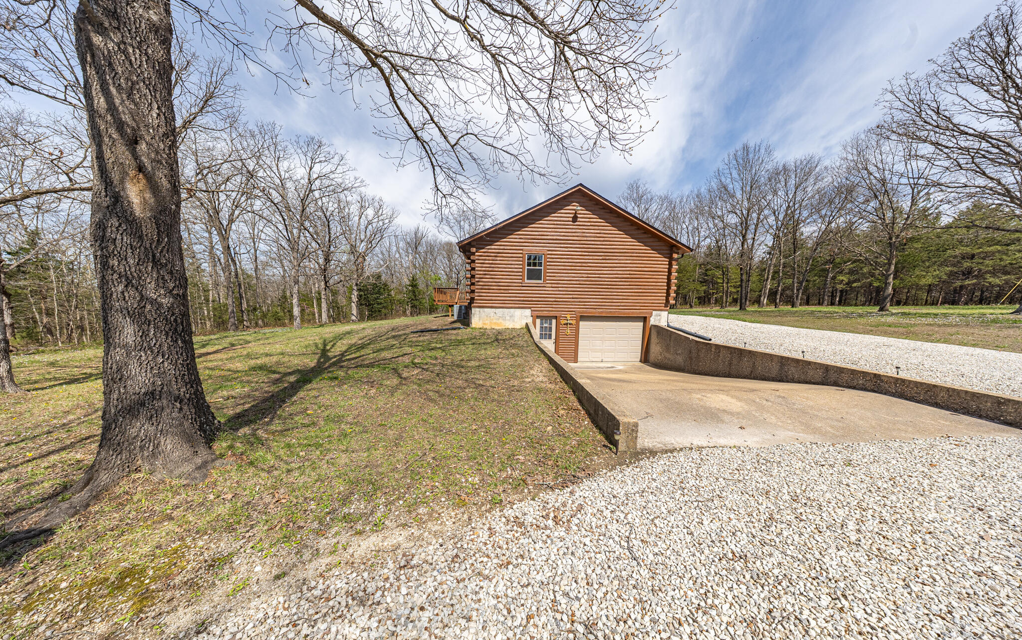 25322 County Road 327 Property Photo 6