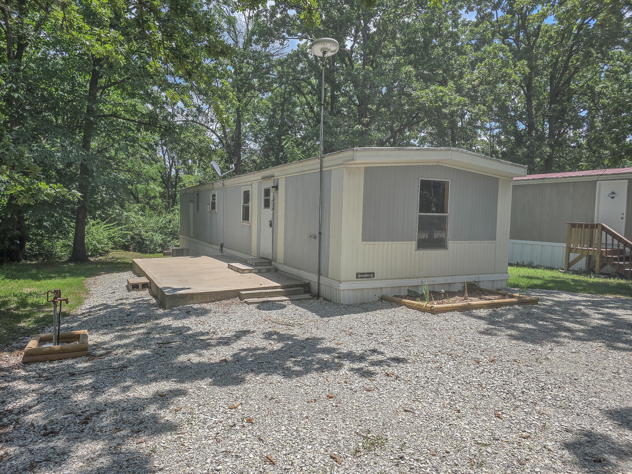 22163 County Road 288 Property Photo 3