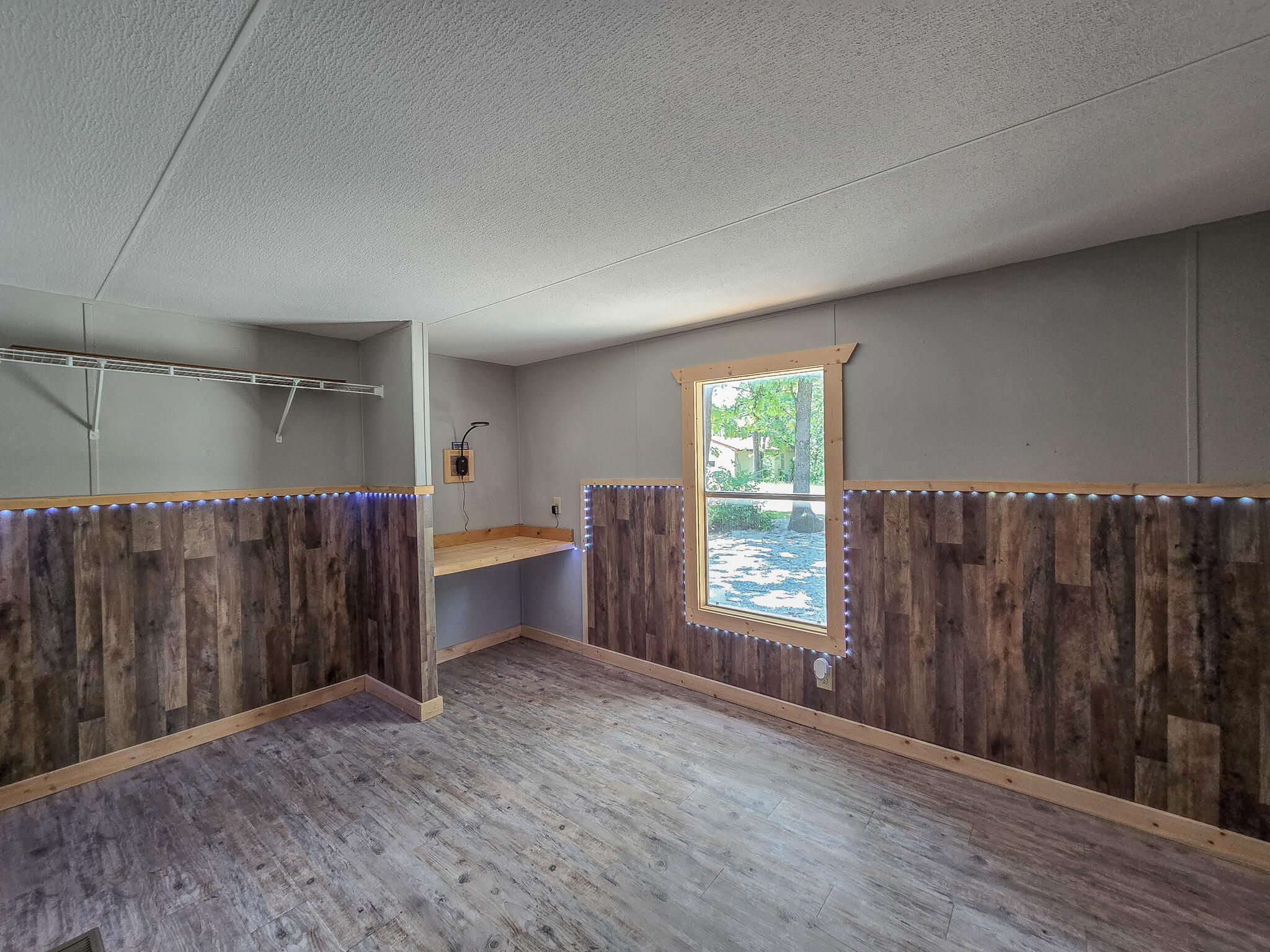 22163 County Road 288 Property Photo 8