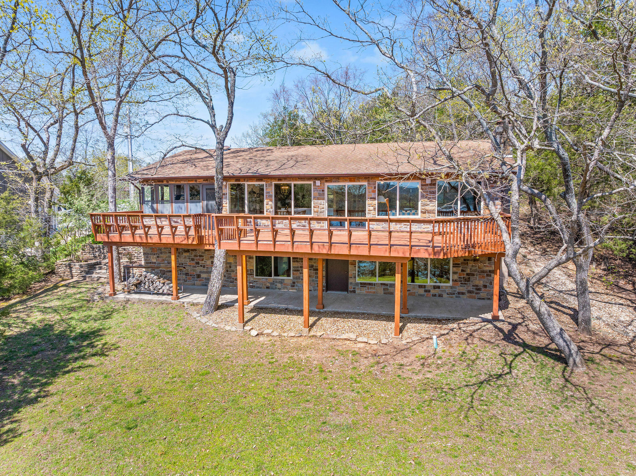 3366 Pioneer Point Road Property Photo 4