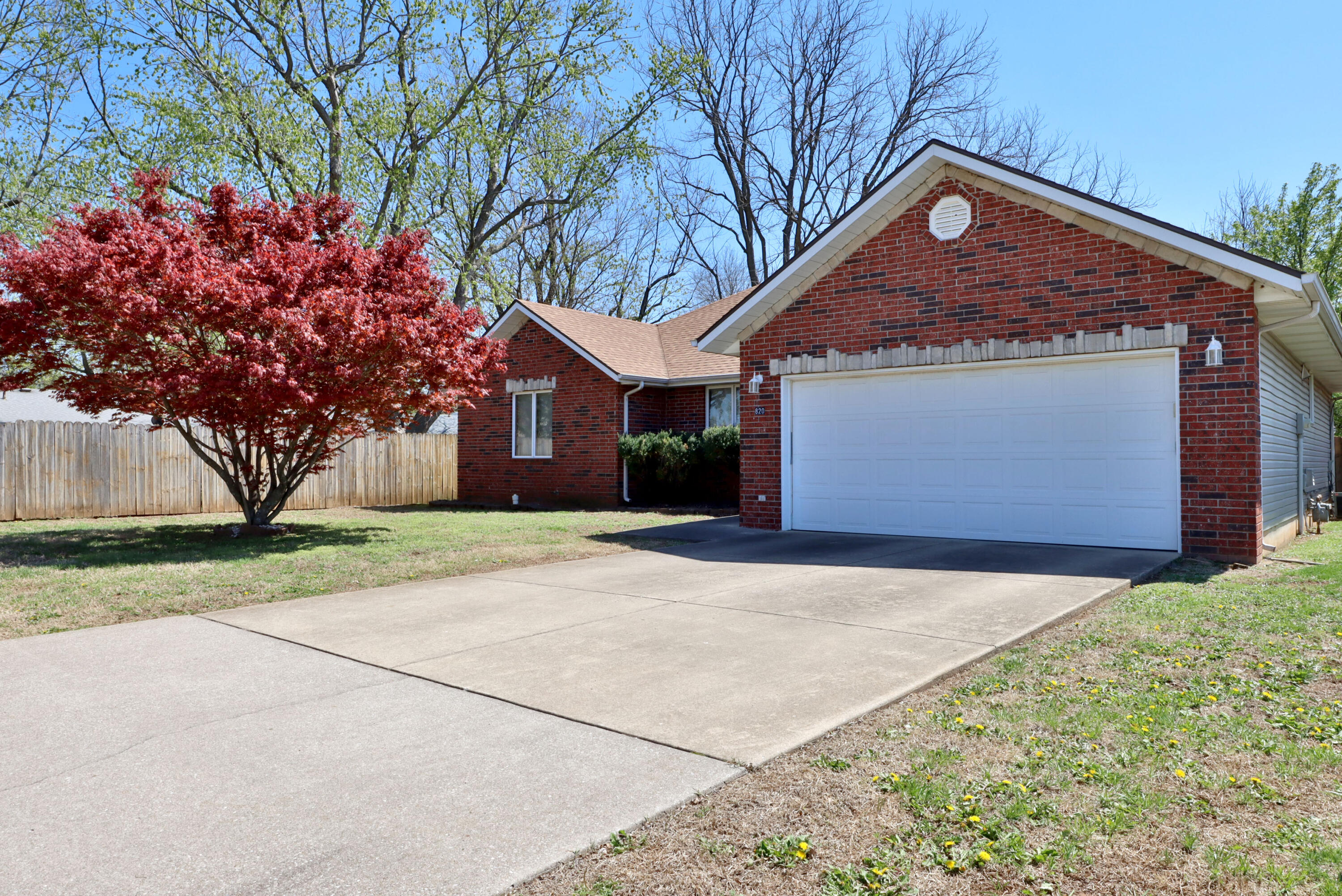 820 West Cypress Street Property Photo 2