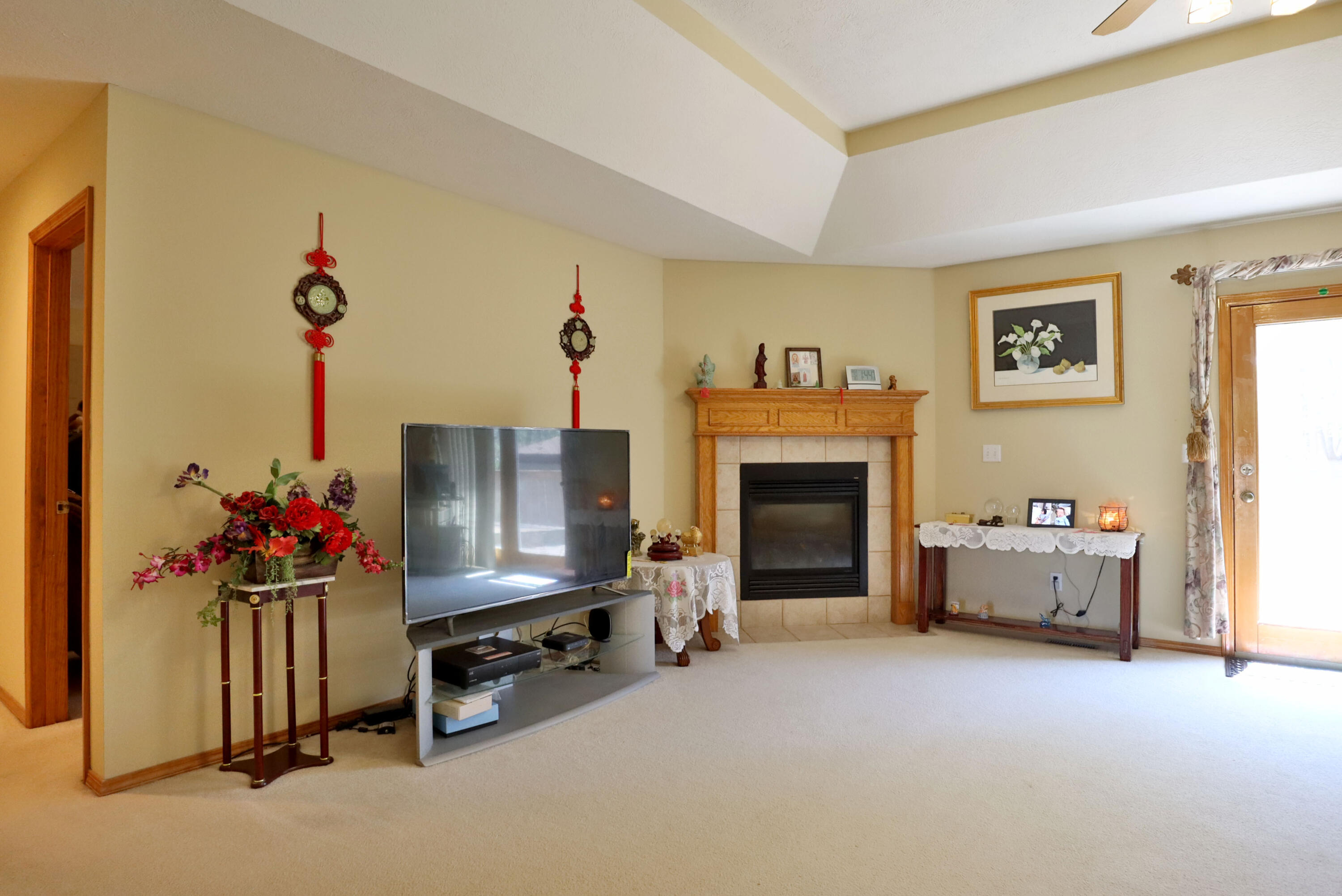 820 West Cypress Street Property Photo 4