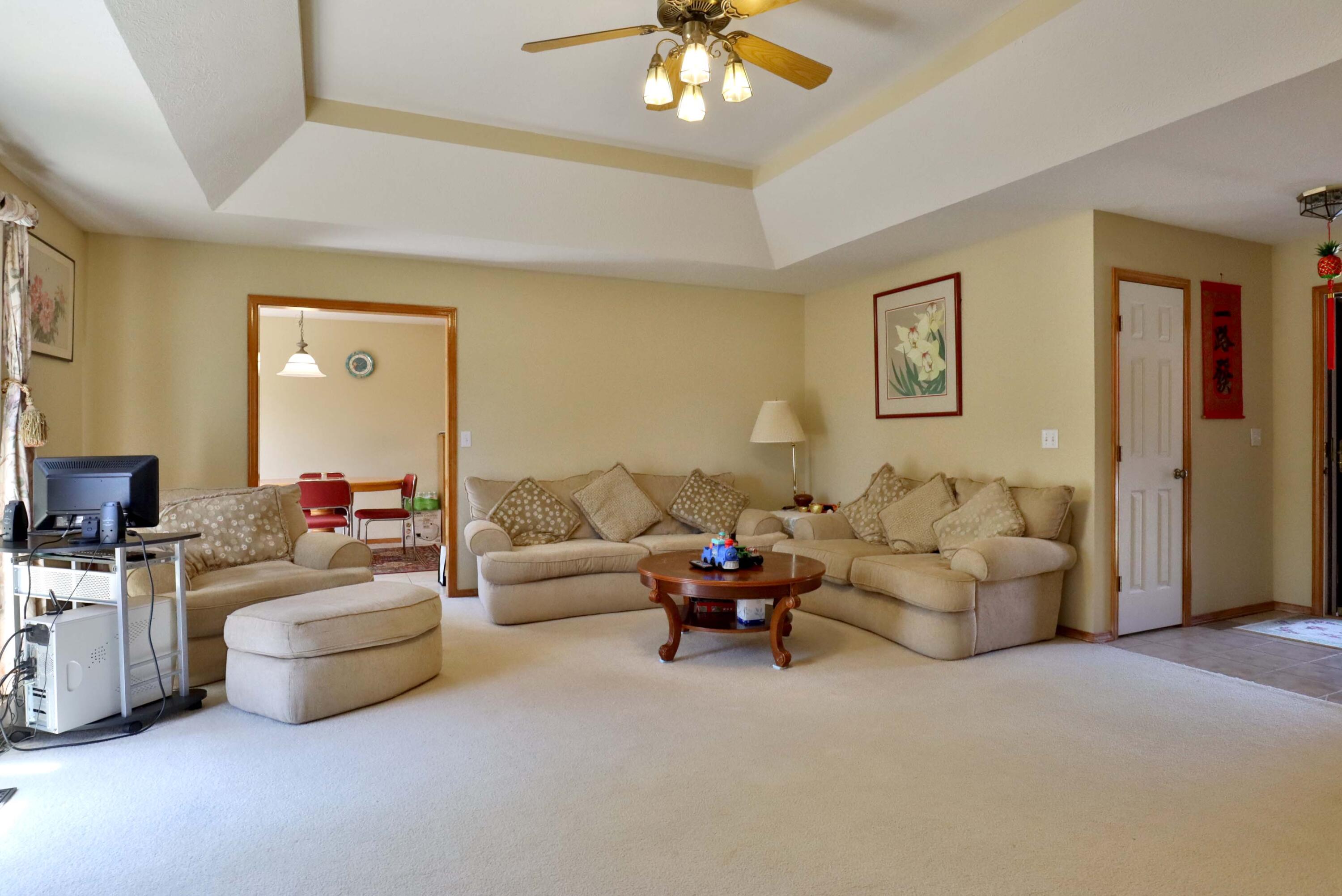 820 West Cypress Street Property Photo 8