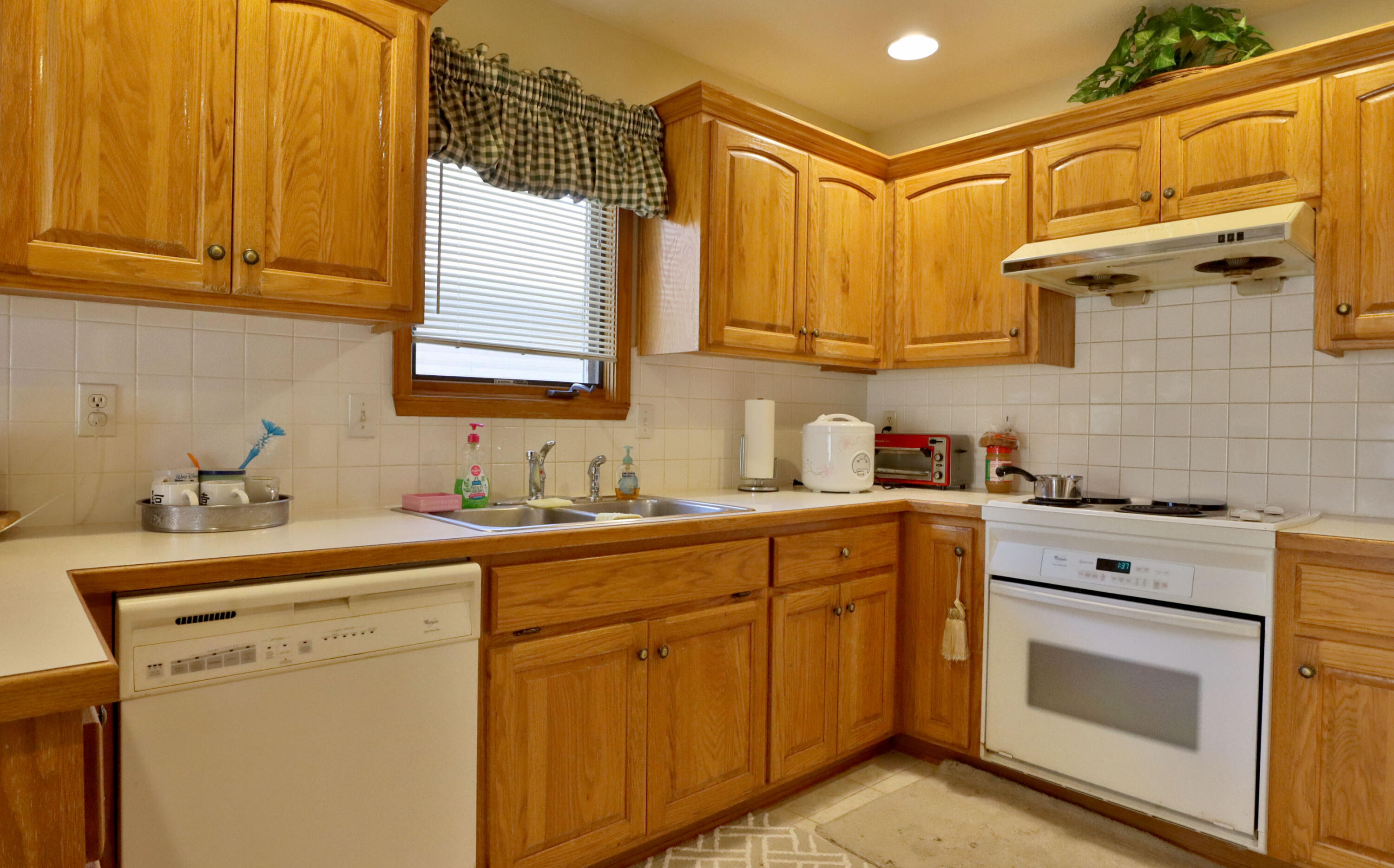 820 West Cypress Street Property Photo 28