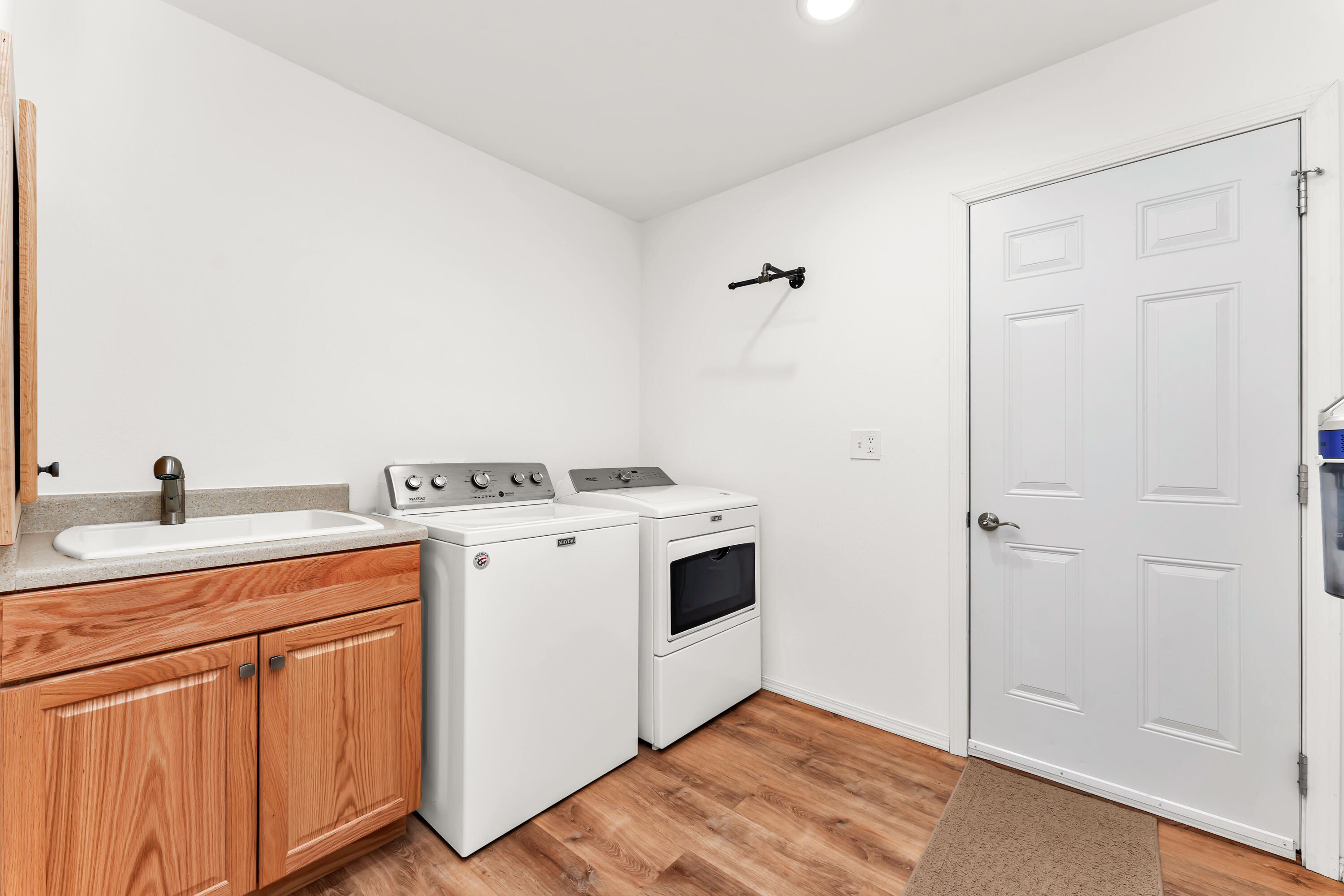 221 Maplewood Street Property Photo 21