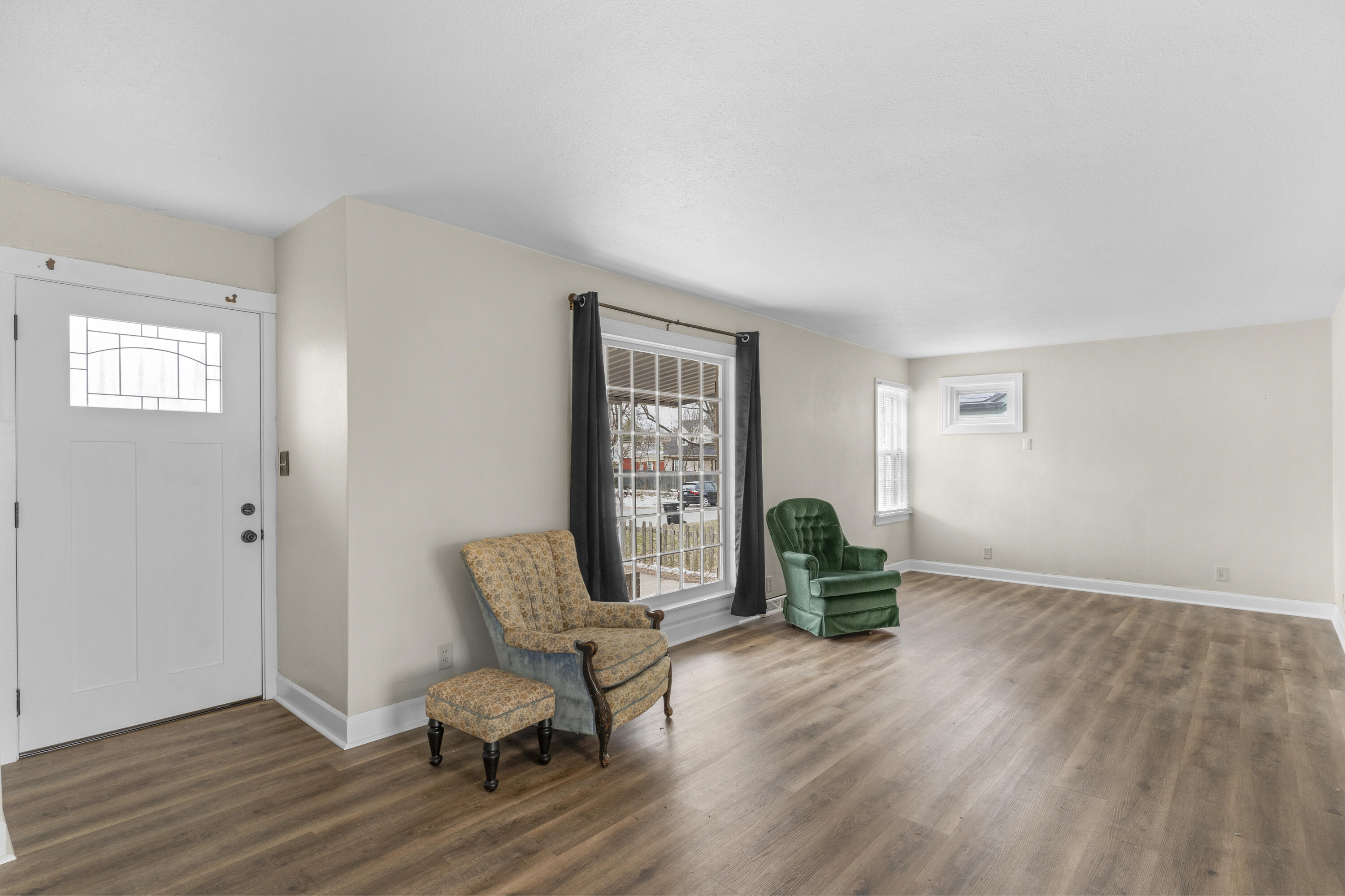 1421 East Stanford Street Property Photo 3