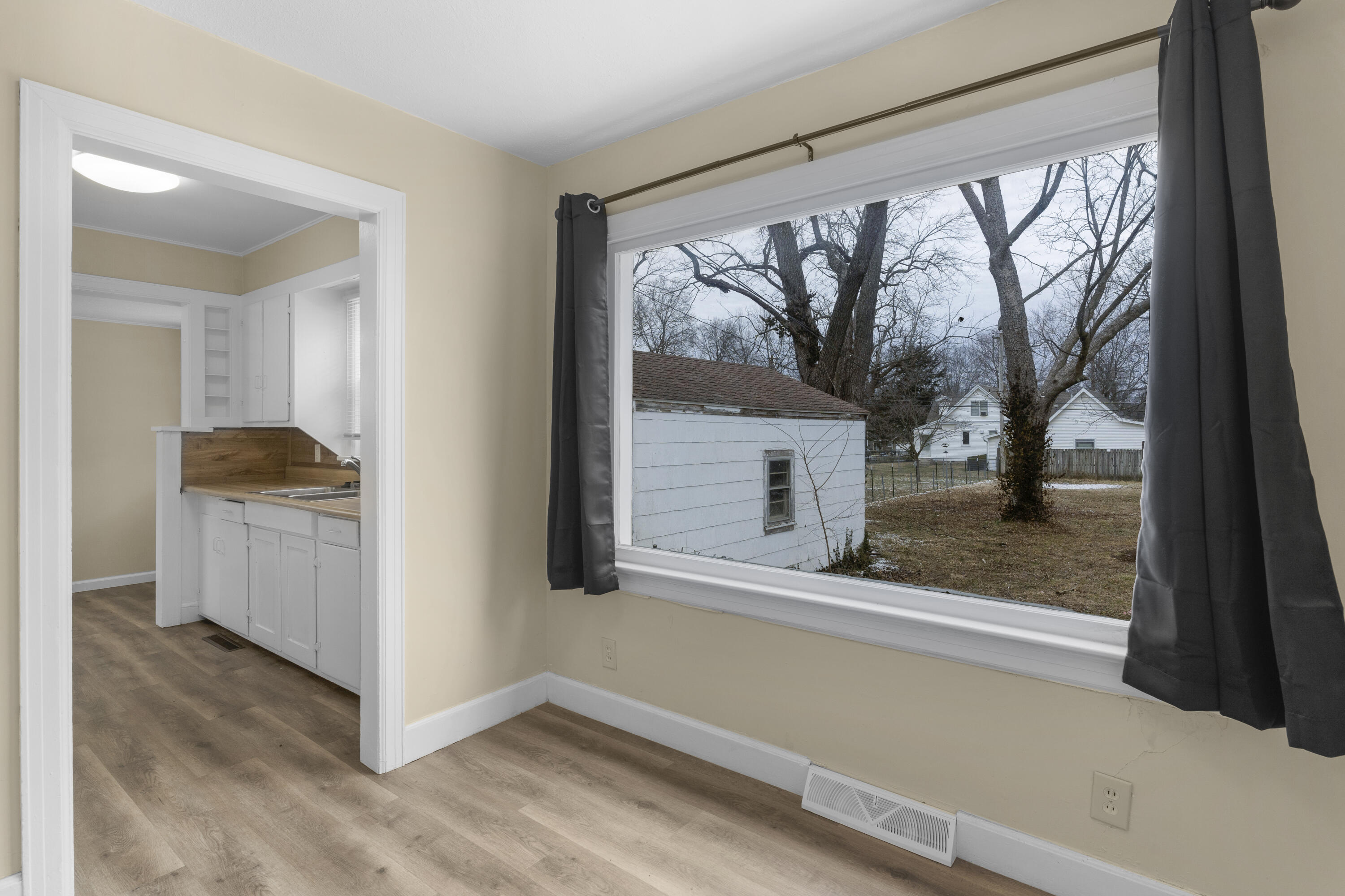 1421 East Stanford Street Property Photo 9