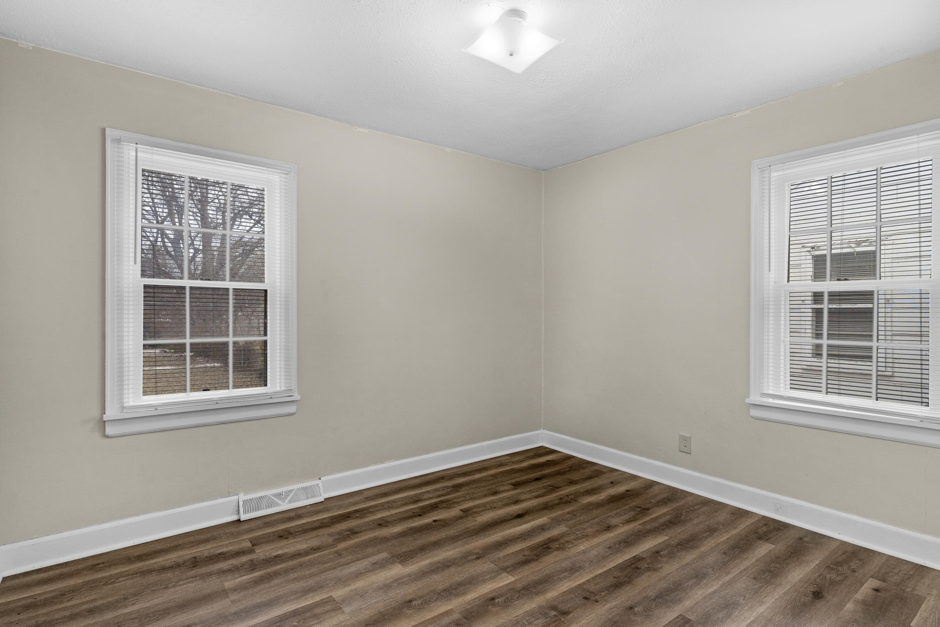 1421 East Stanford Street Property Photo 20