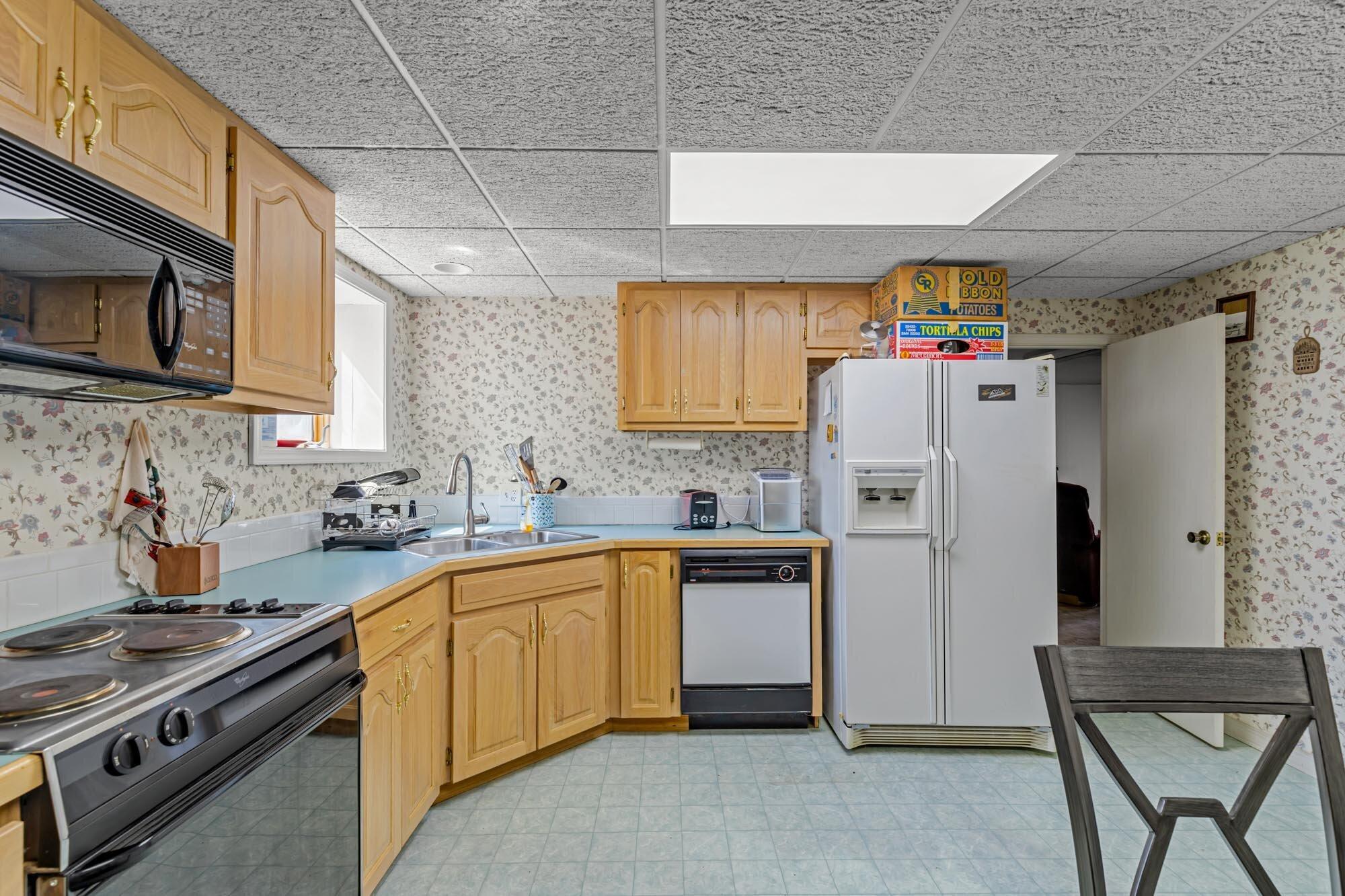 4427 Edgewood Circle Property Photo 36
