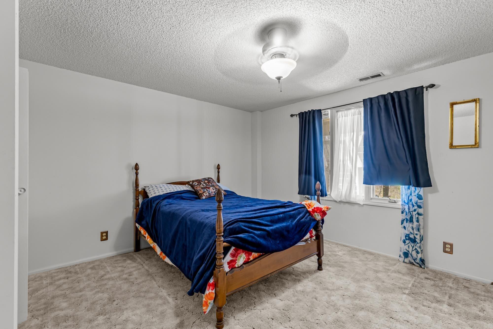 4427 Edgewood Circle Property Photo 37