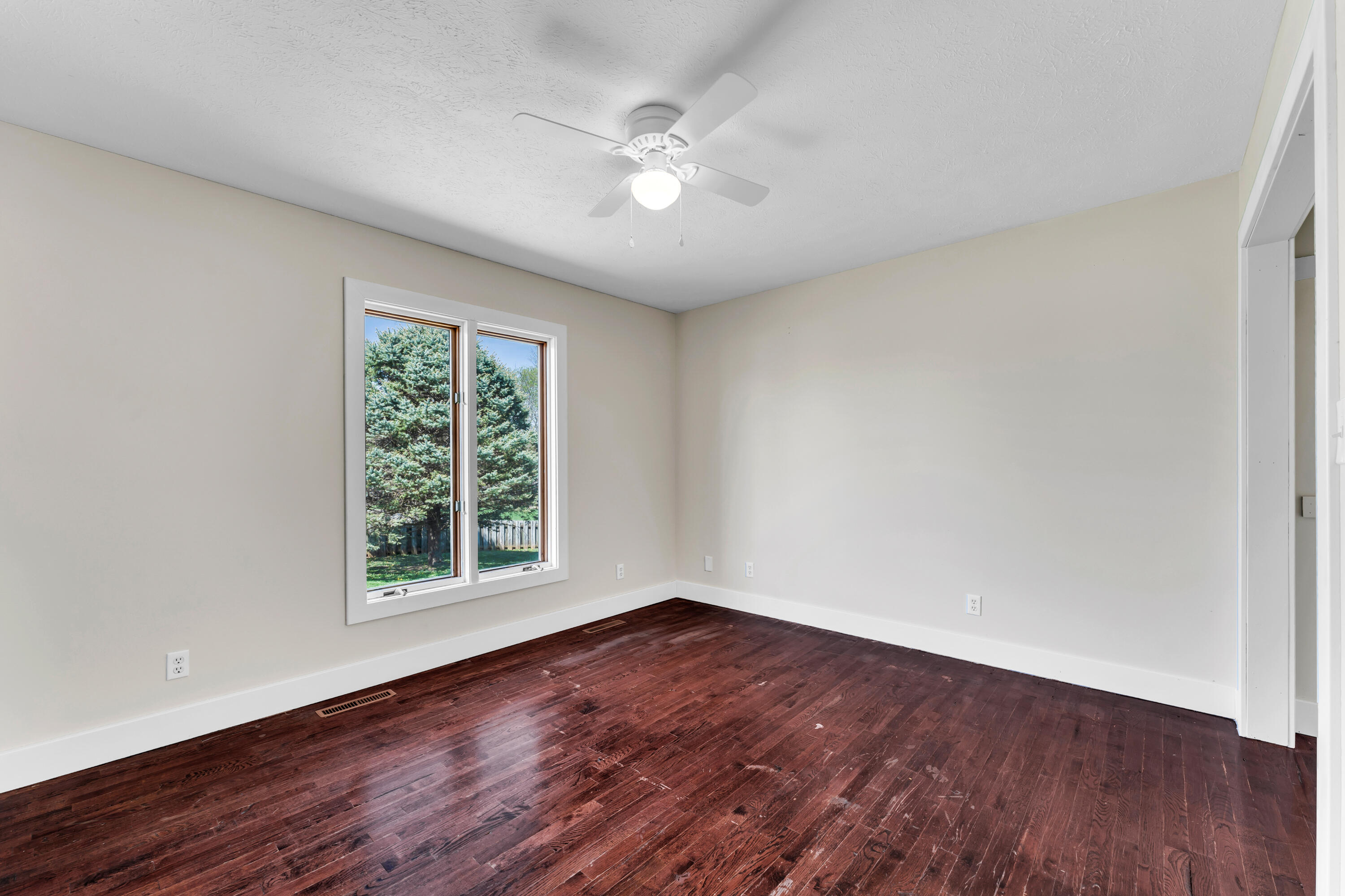 993 West Bates Drive Property Photo 24